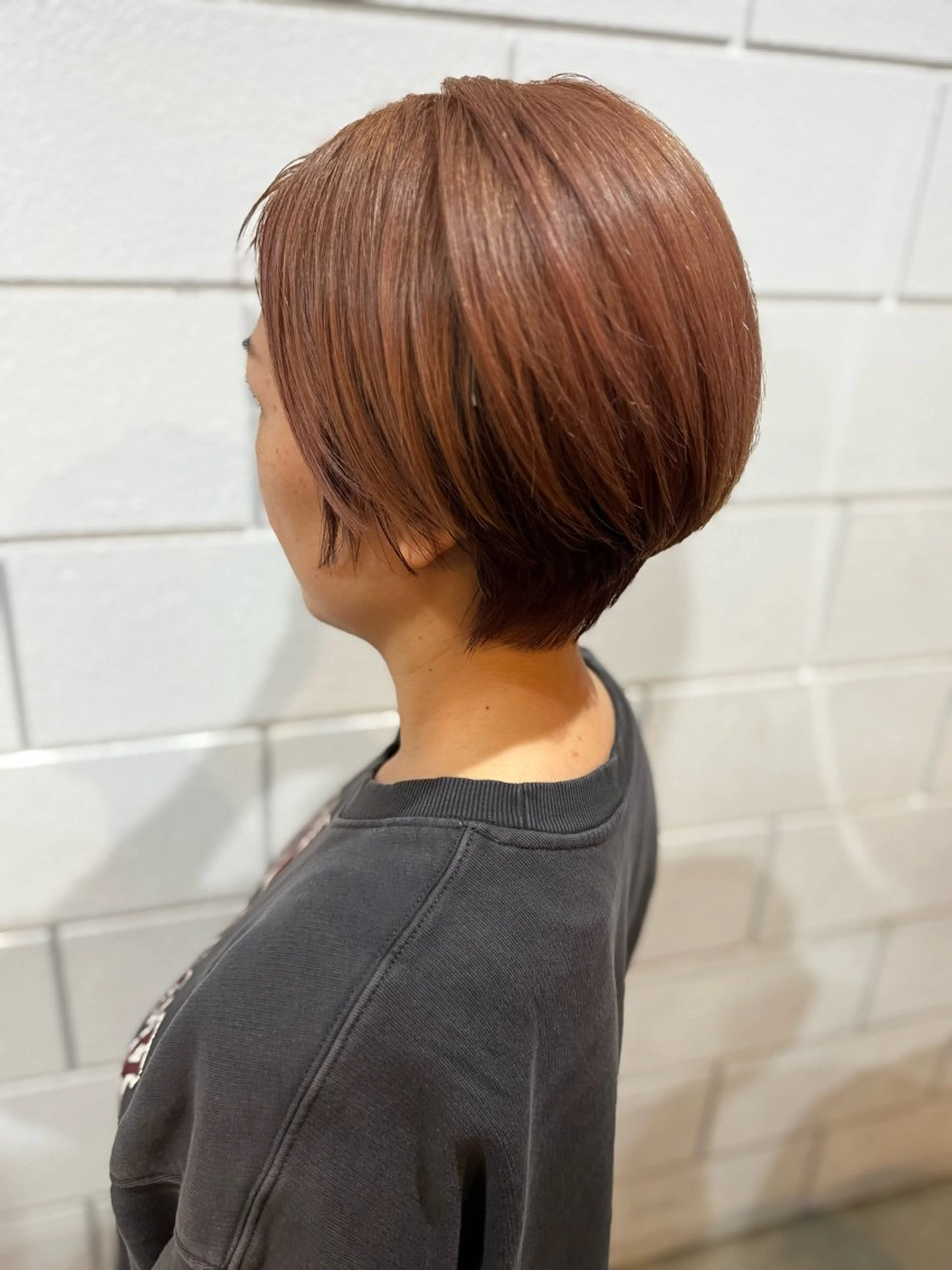 ショート カット ヘアカラー 透け感/ハイトーン/ レイヤー/小山田のヘアスタイル