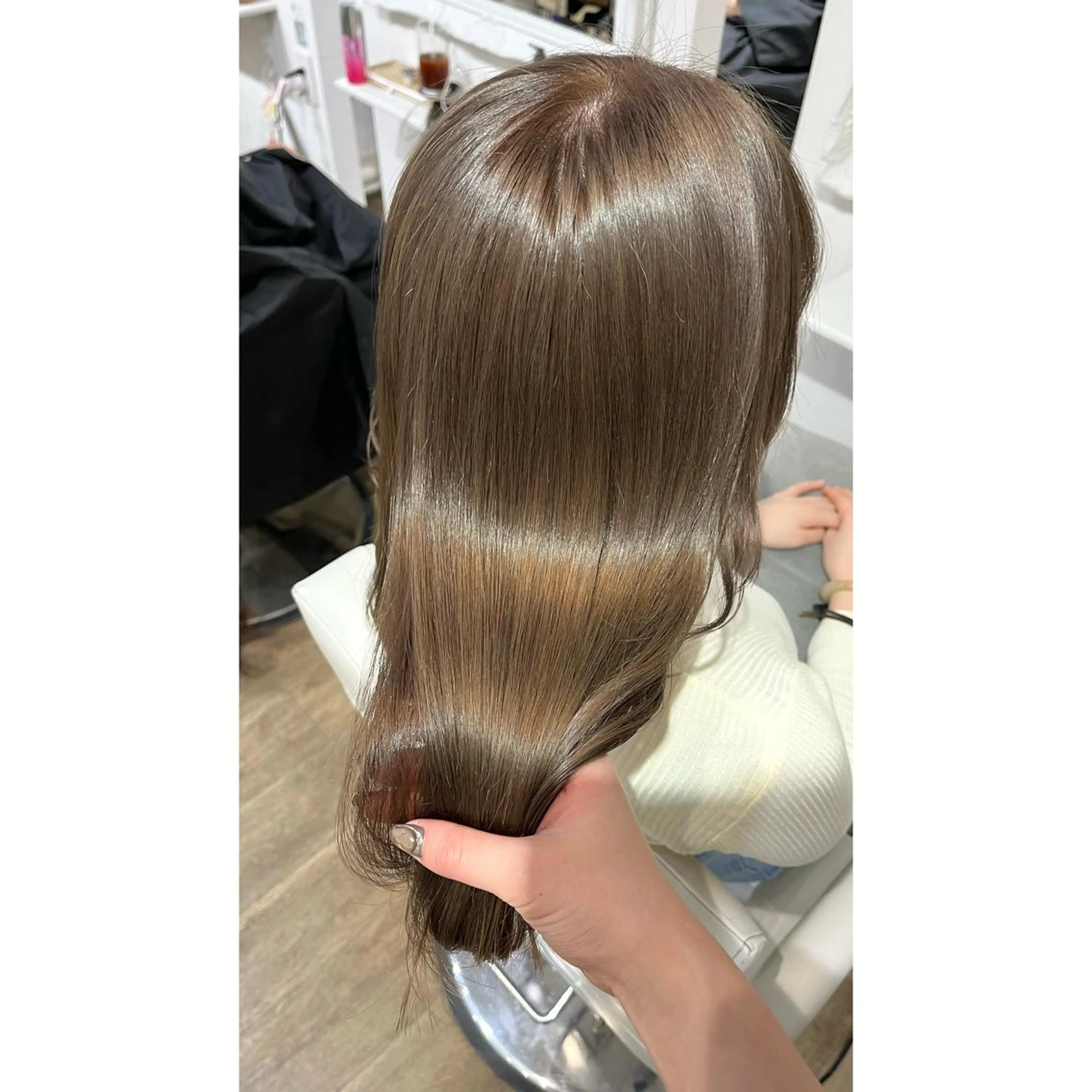 セミロング カラー ヘアカラー トリートメント 梅田/髪質改善カラー ❄︎ mikiのヘアスタイル