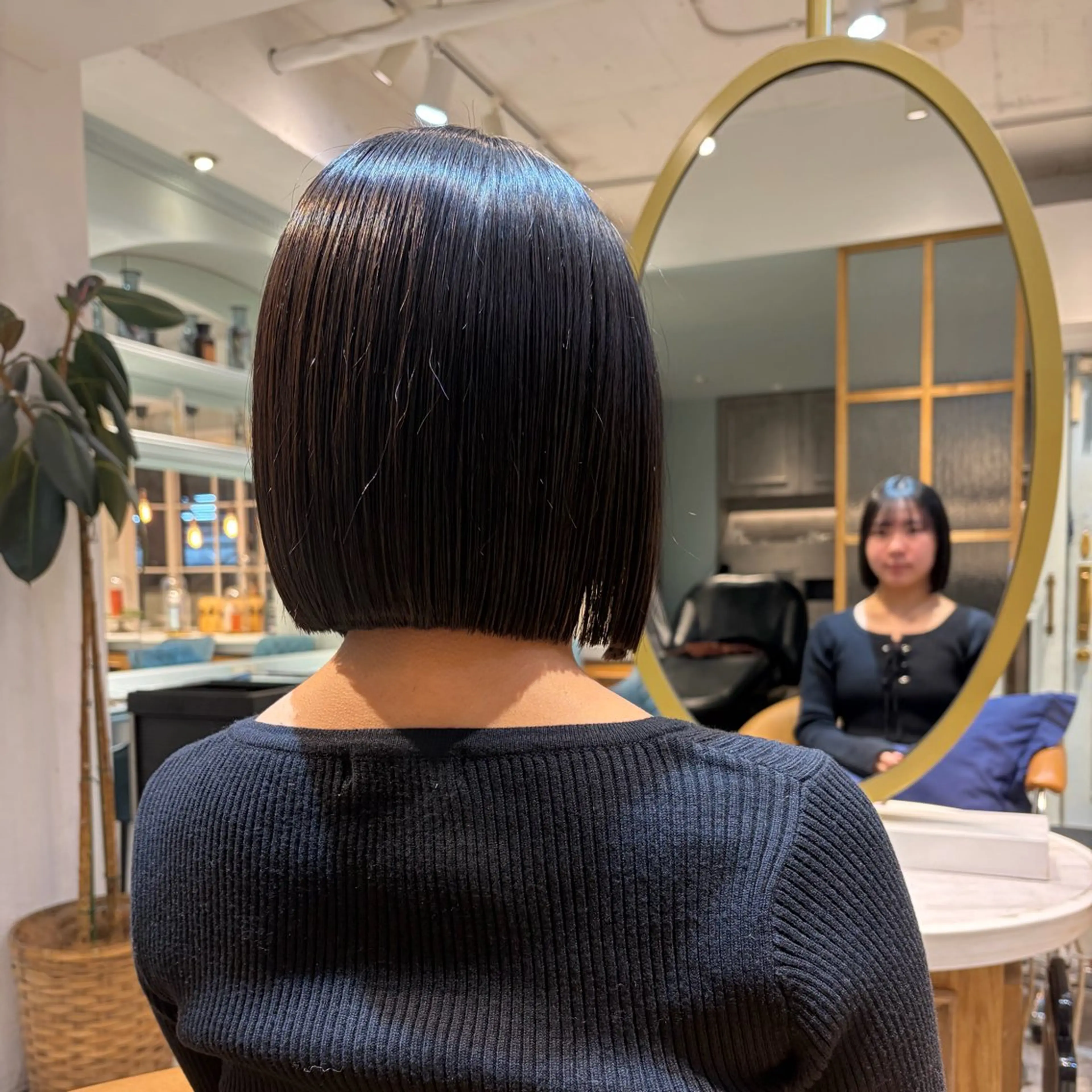 ミディアム ボブ 髪質改善 縮毛矯正 カット ヘアカラー トリートメント ヘアセット 髪質改善/ボブ /韓国/erikoのヘアスタイル