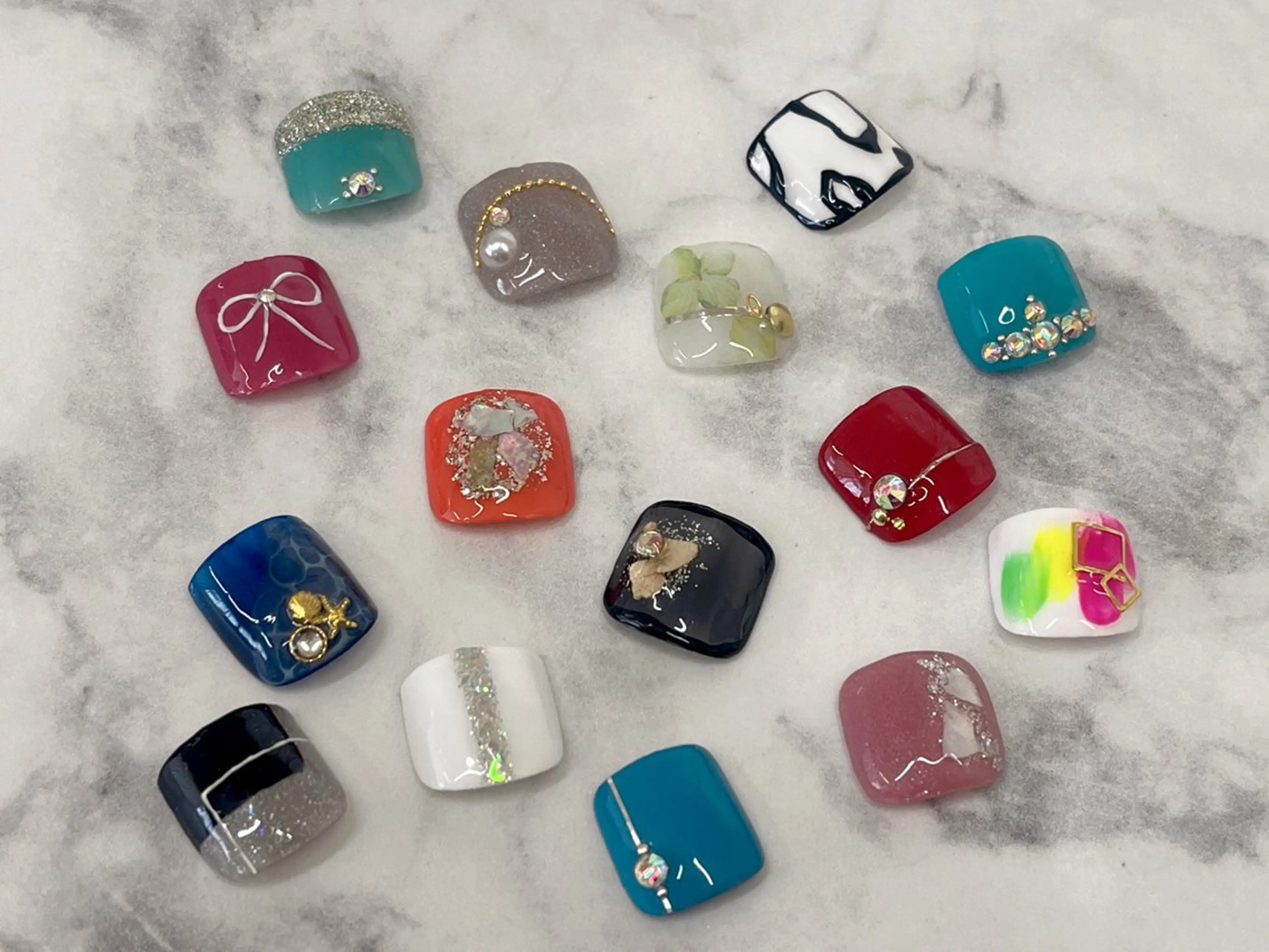 ネイル Regene ARAKIのネイルデザイン