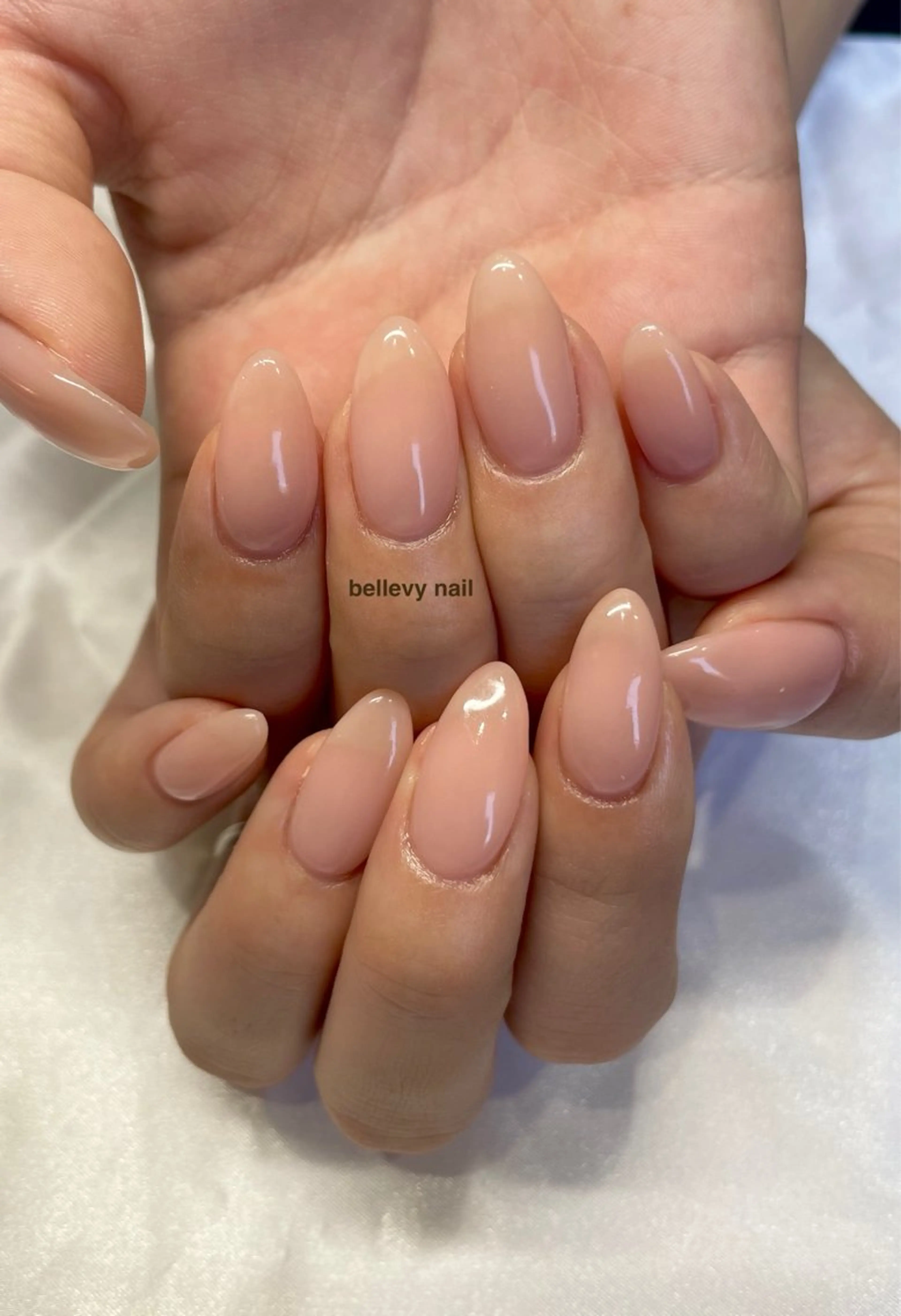 ネイル bellevy所属・藤原 はずきのネイルデザイン