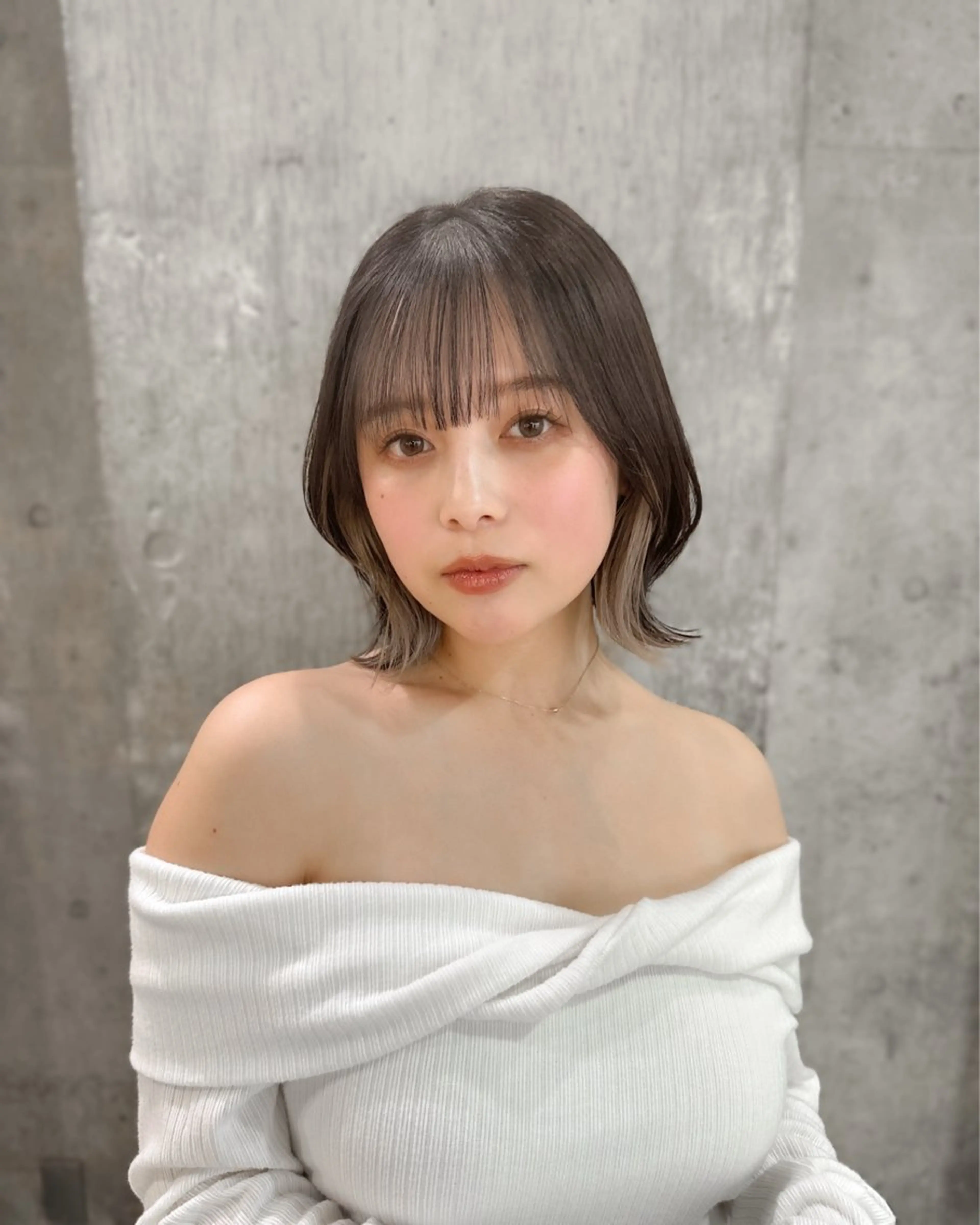 ミディアム カット ヘアカラー yelm所属・🫒オリーブカラー ミディアムレイヤー✨のヘアスタイル