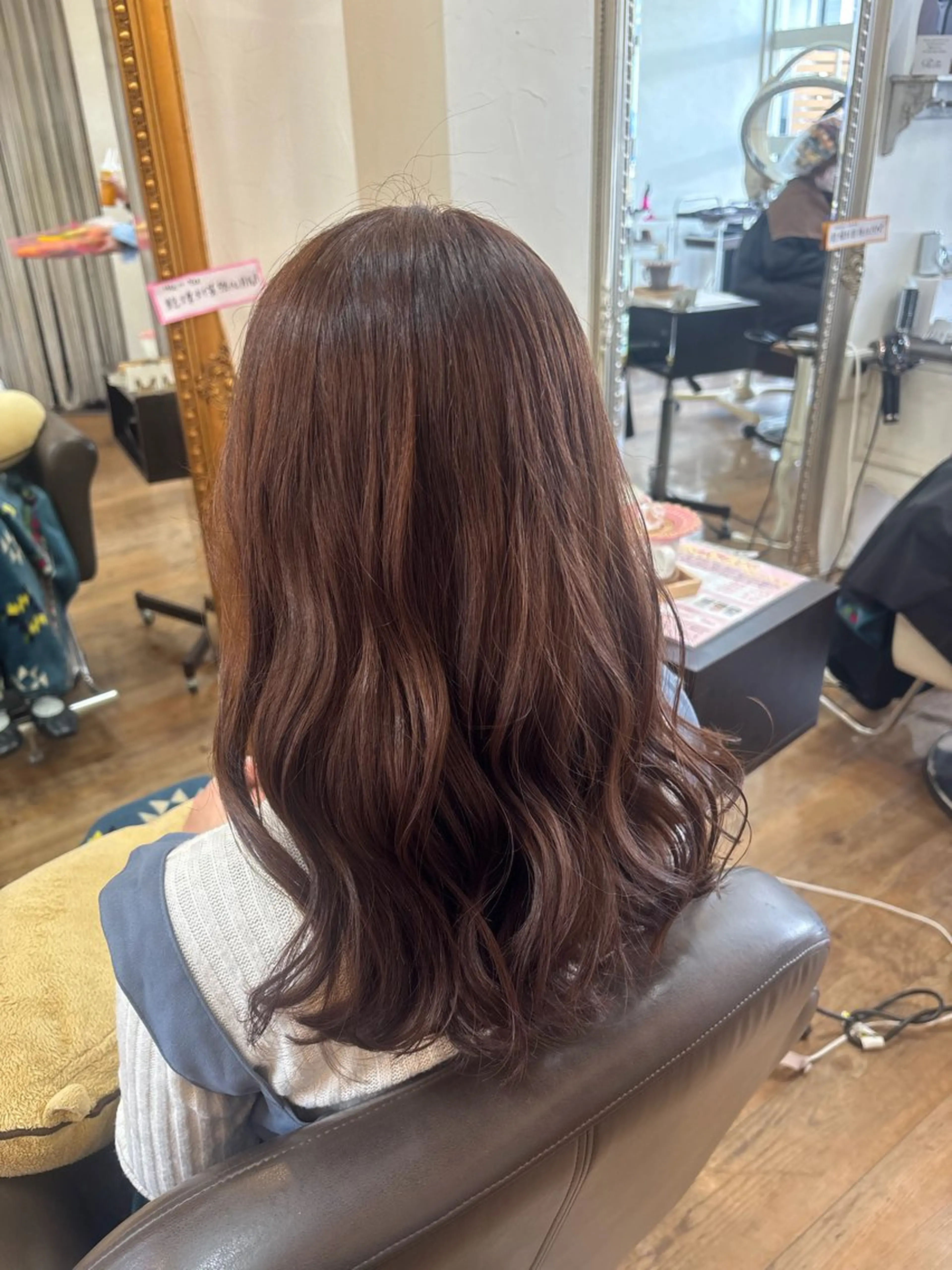 セミロング ピンクブラウン 杉山 七海のヘアスタイル