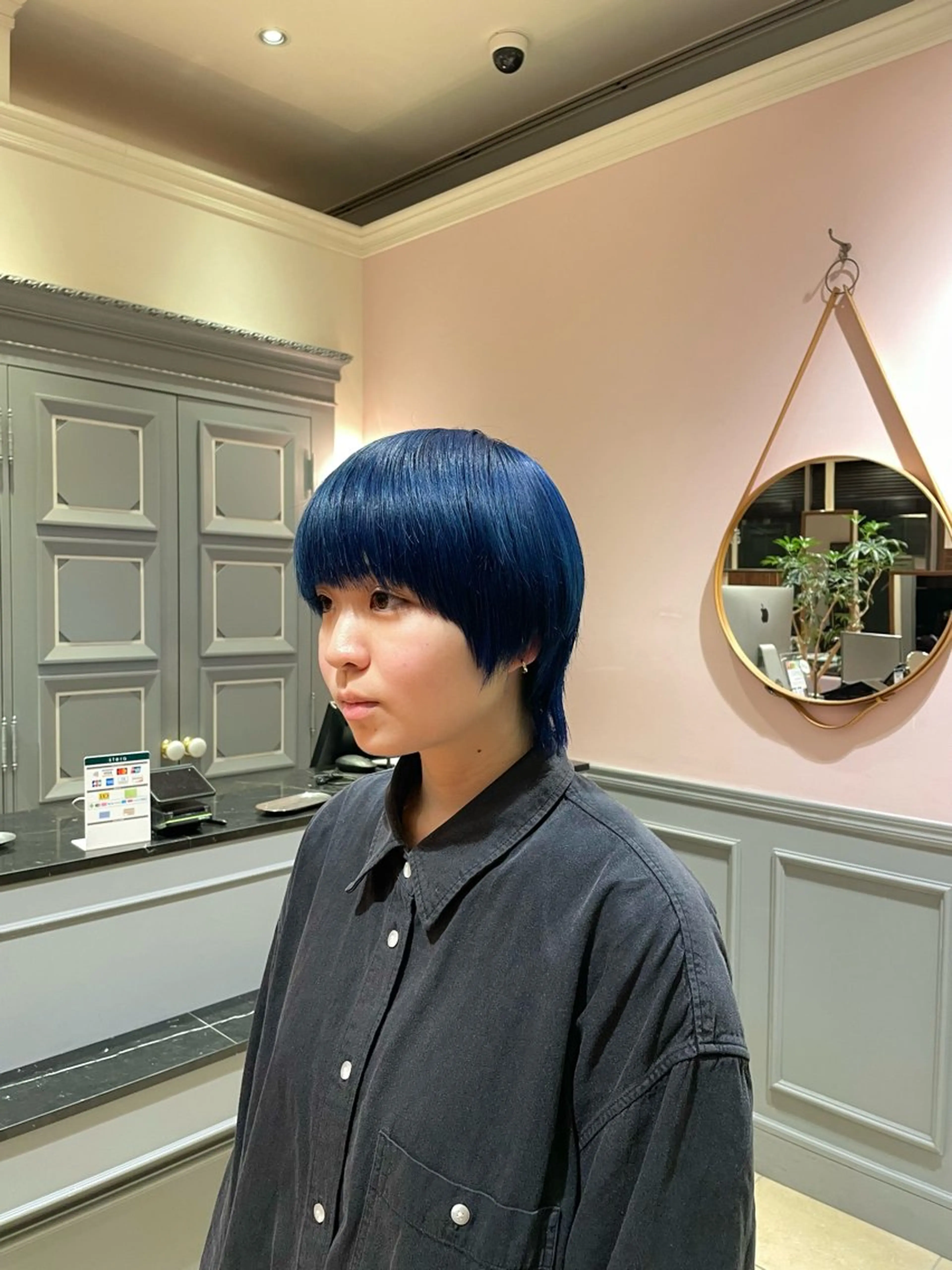 ショート カラー ブリーチ ウルフカット 大阪梅田 稲葉利也斗のヘアスタイル