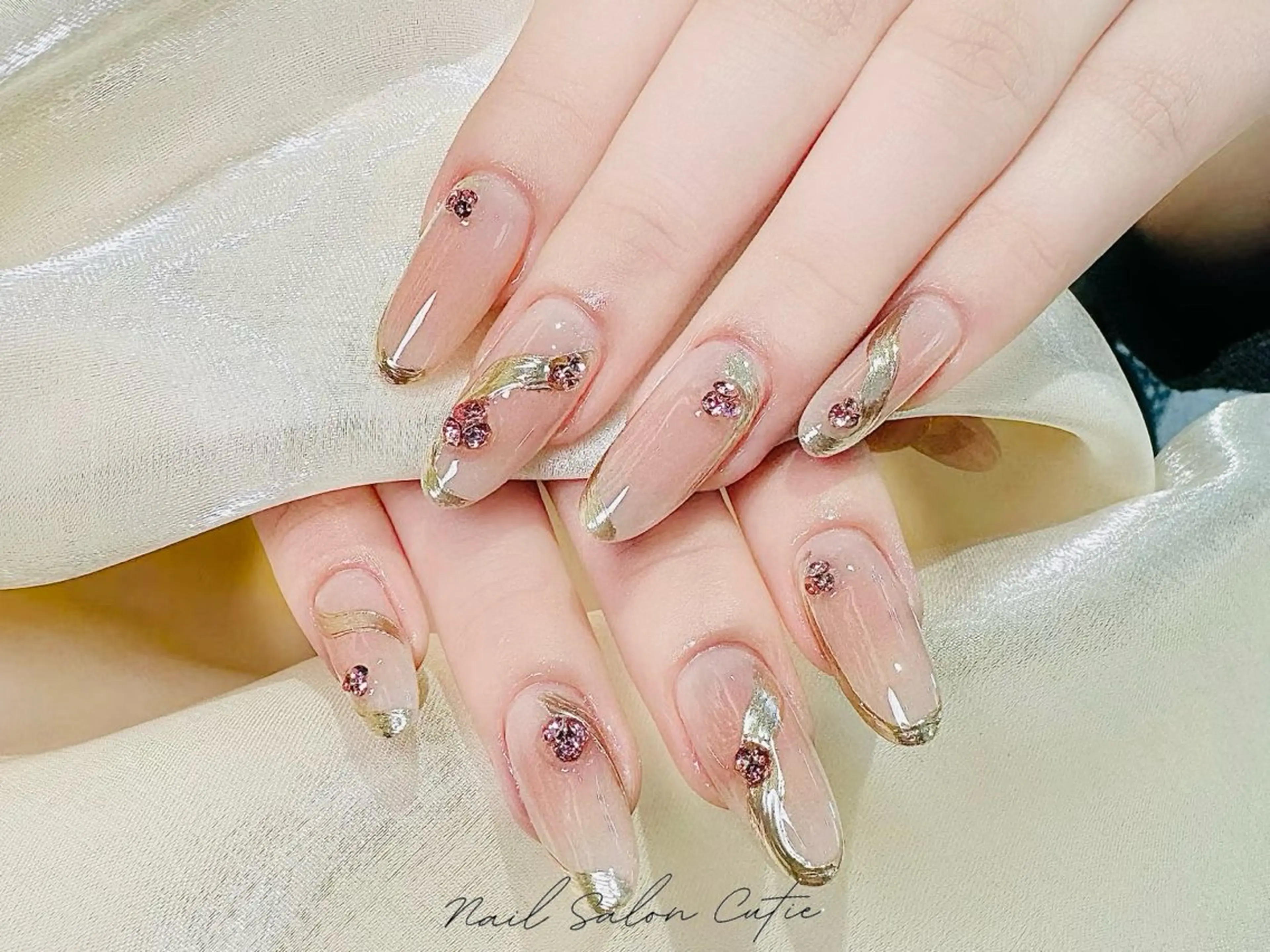 ネイル ジェルネイル 韓国ネイル 持ち込み オフィスネイル パラジェル ワンホンネイル 韓国ネイルのネイルデザイン