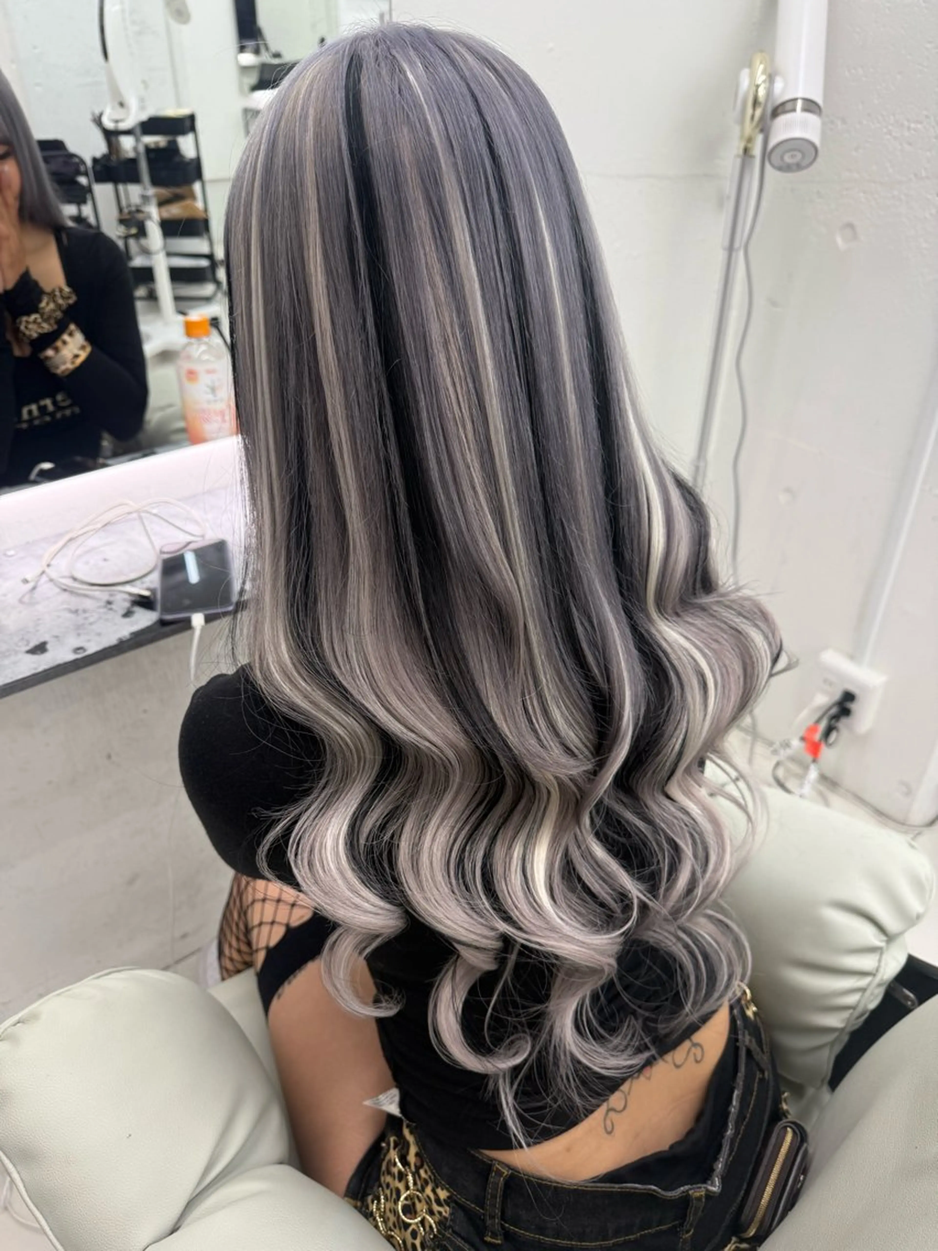 【大人気】最高級シールエクステ・ロング(長さヘソ上)80枚￥19000の写真