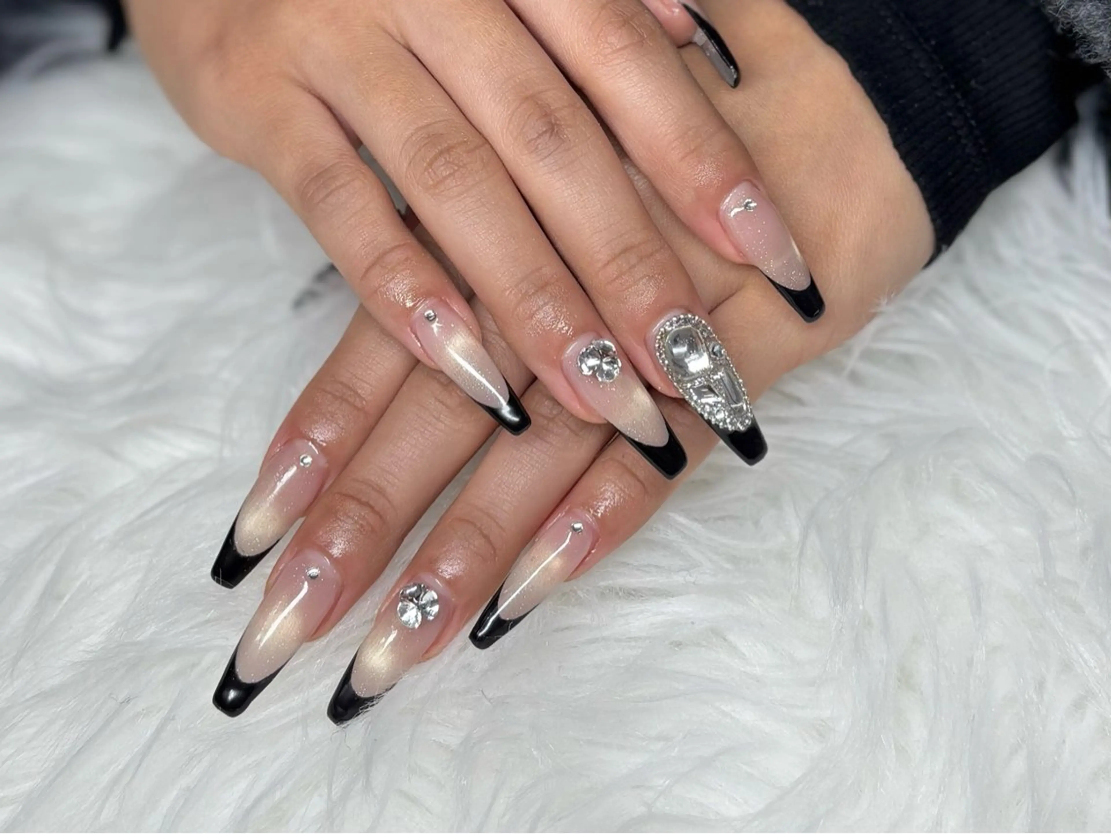 ネイル ANELA サクラのネイルデザイン