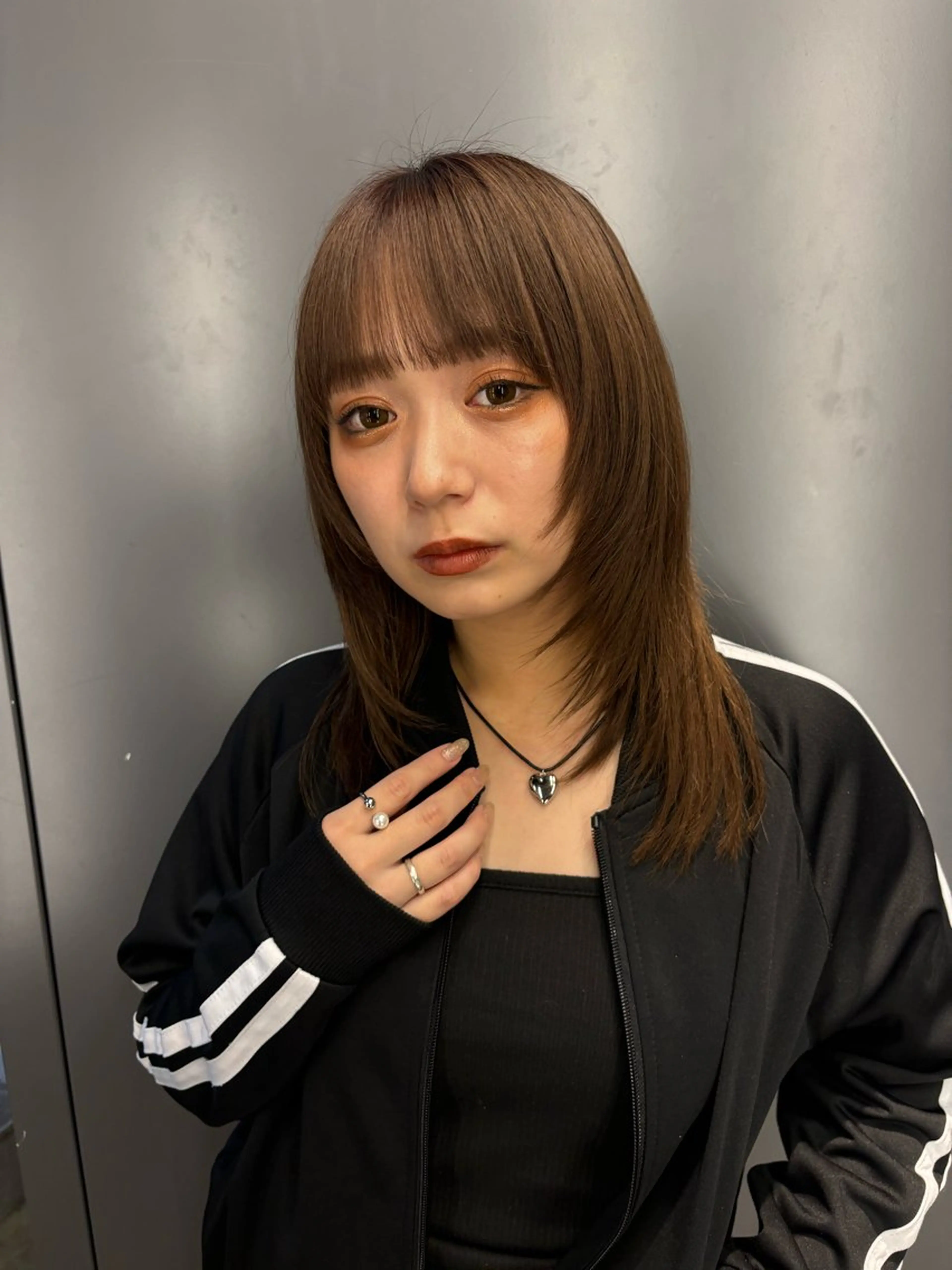 ミディアム 耳つぼ屋さん ‎🤍りりのヘアスタイル