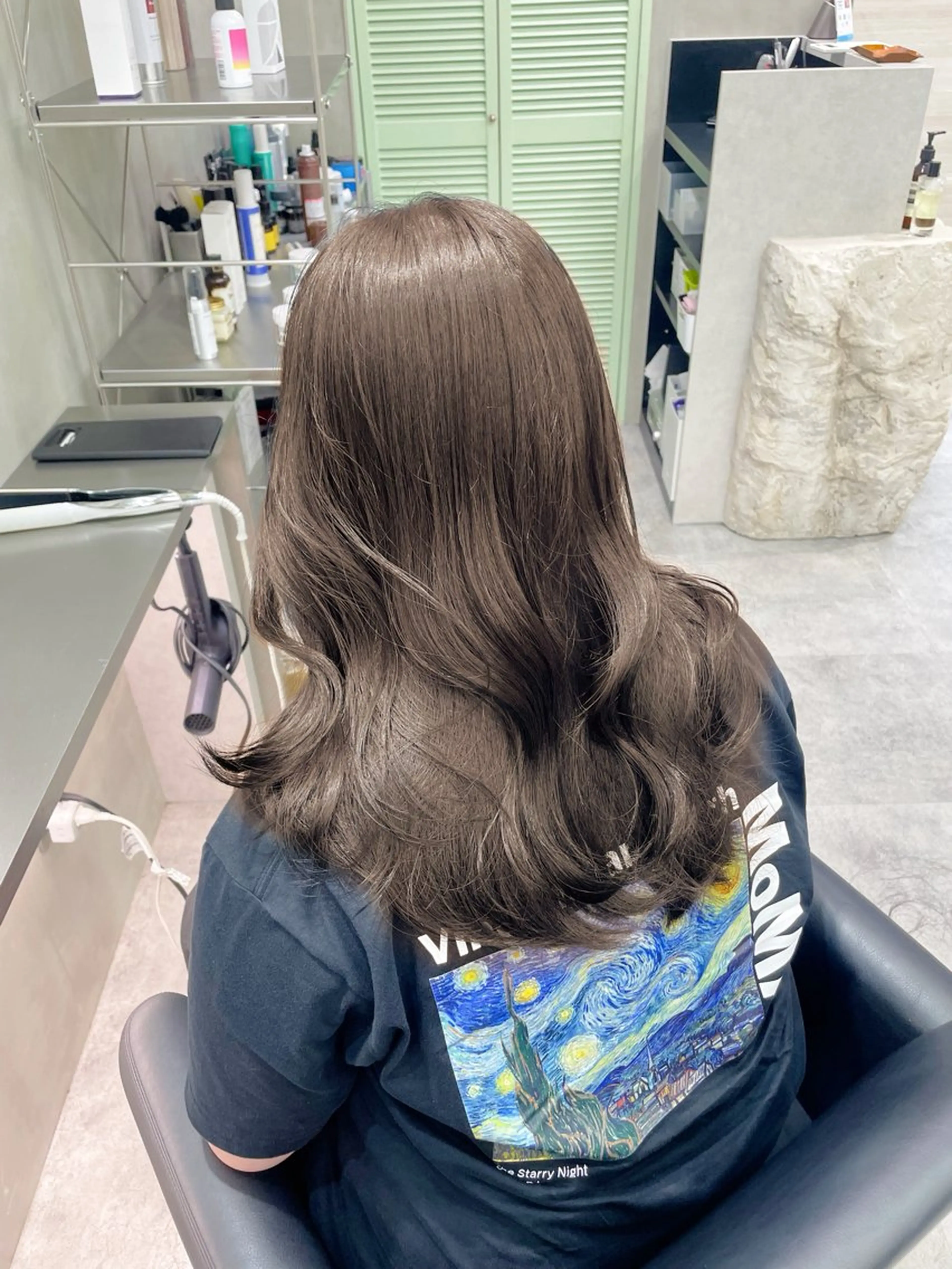 セミロング カラー ベージュカラー オリーブベージュ レイヤーカット the path shogo🌻のヘアスタイル