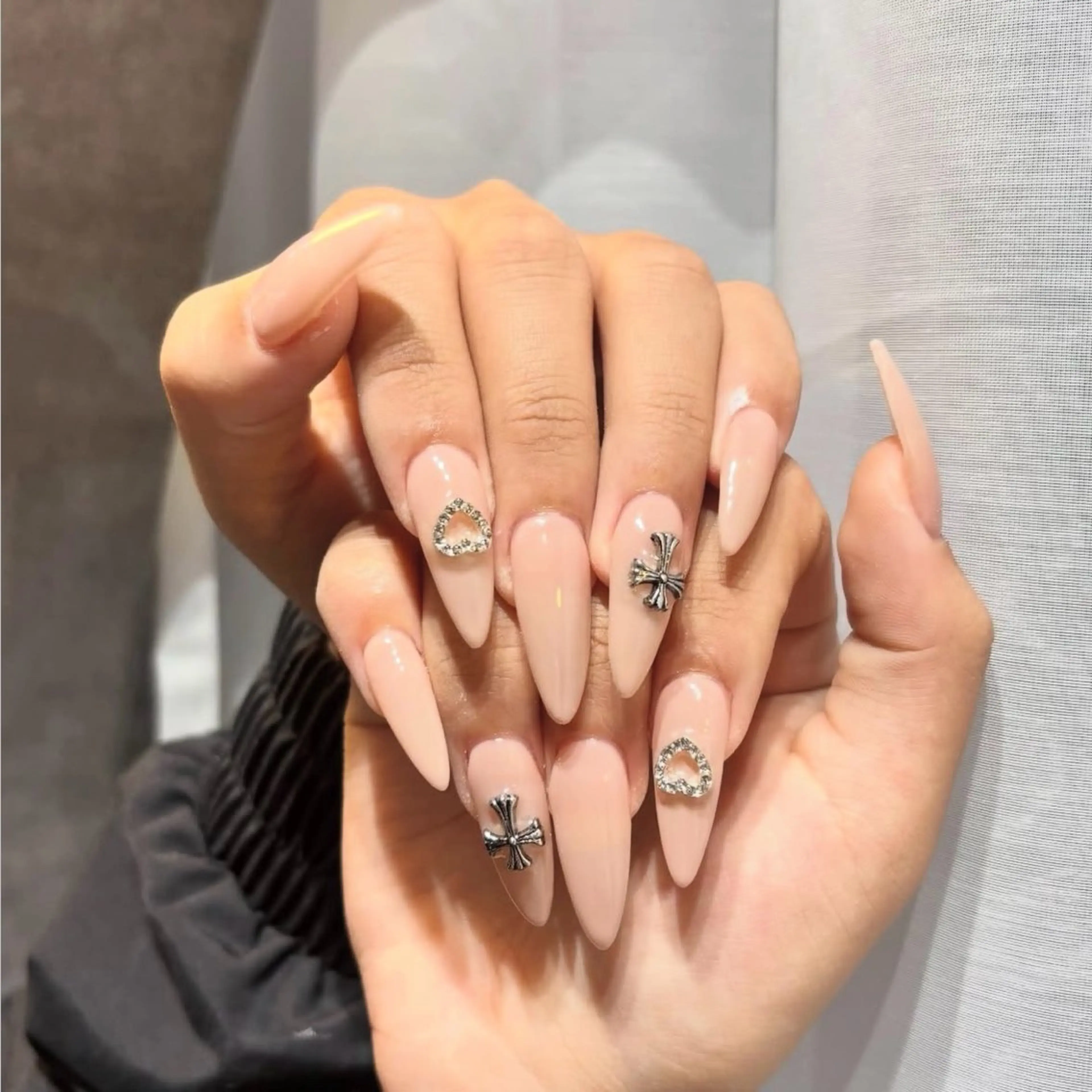 ネイル ハンドネイル fein. rion☁️のネイルデザイン