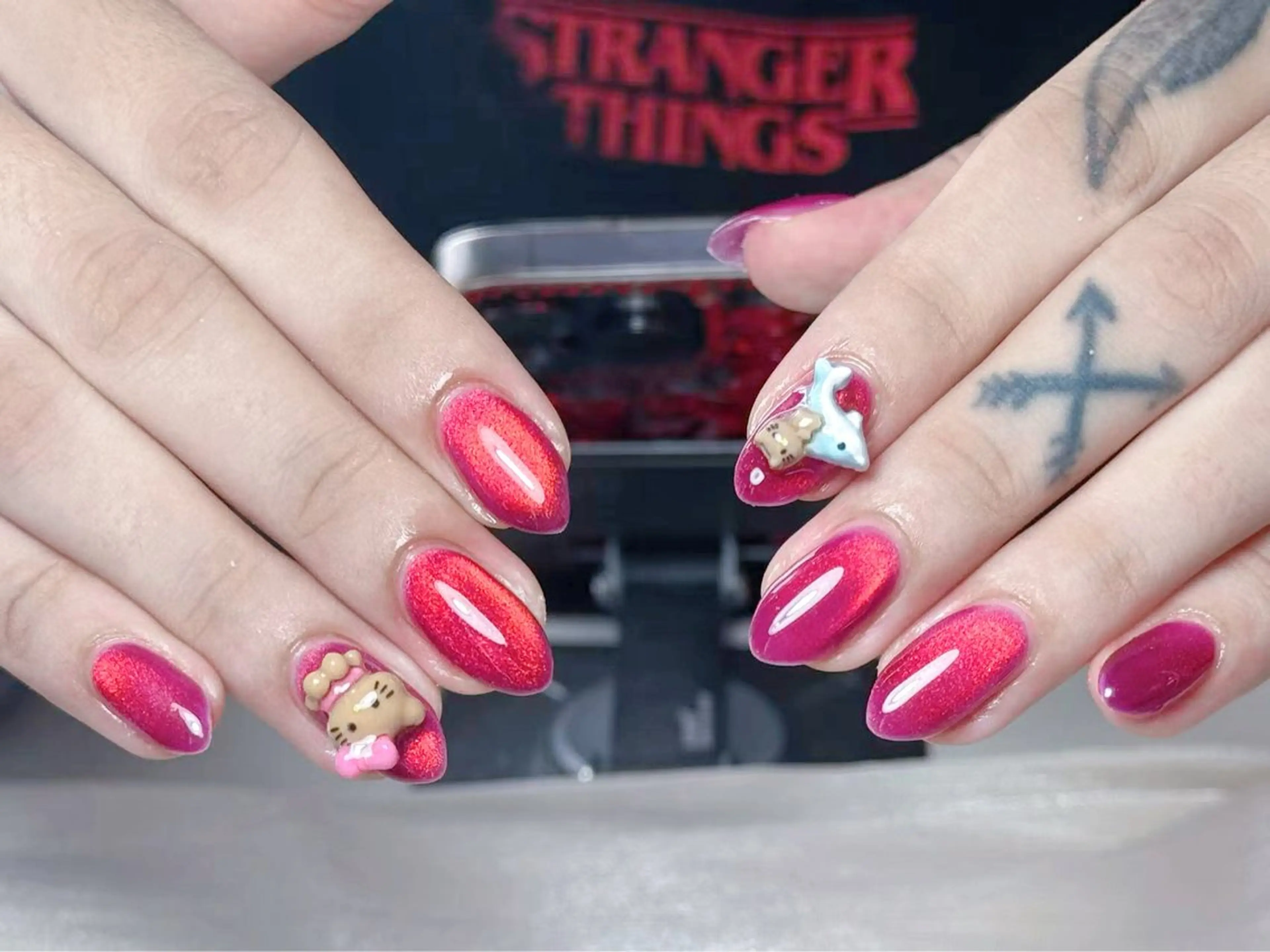 ネイル 長さ出し フレンチネイル グラデーション マグネットネイル マグネットフレンチ ハンドネイル ハンドケア リ サのネイルデザイン