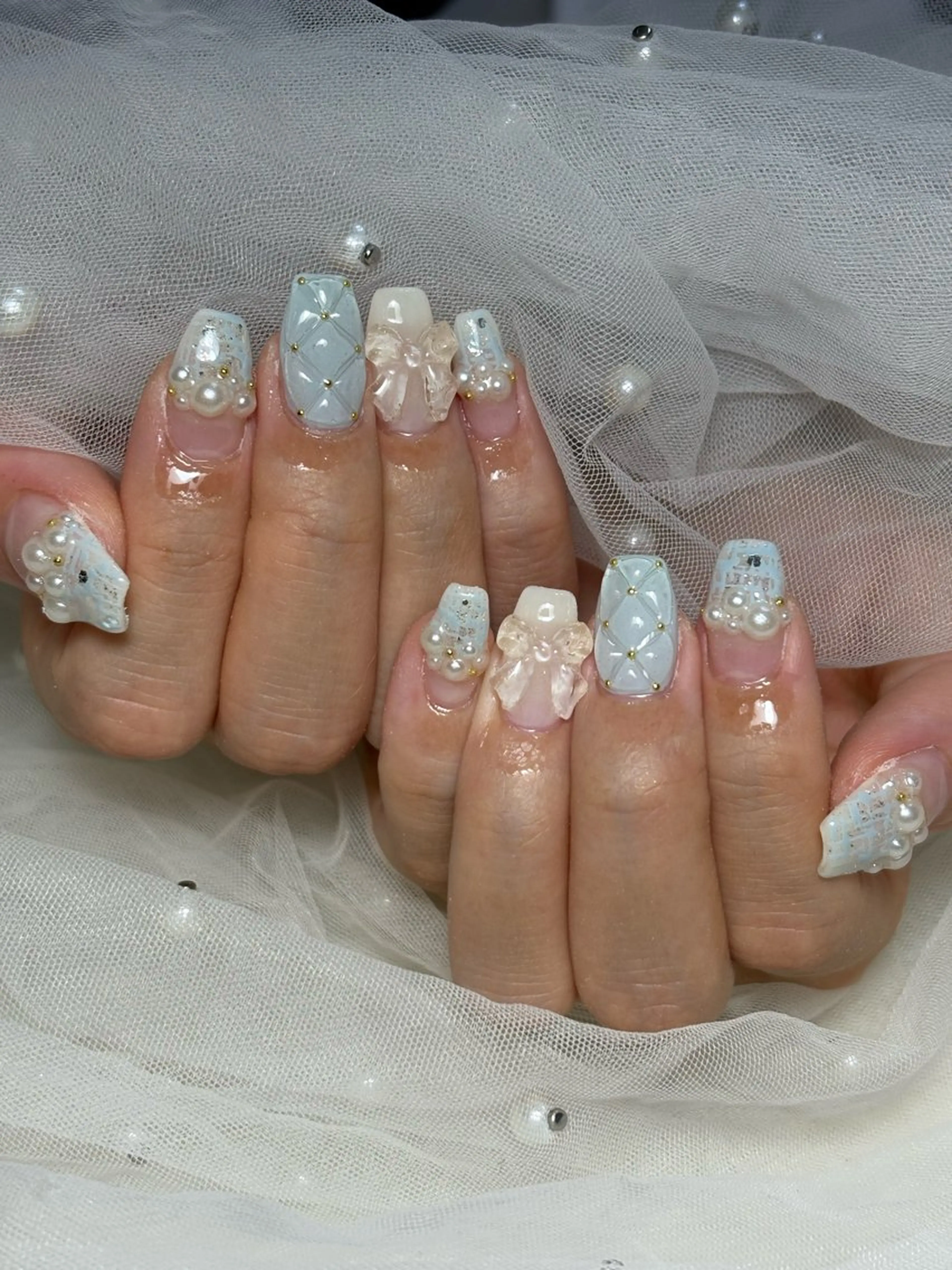 ネイル ハンドネイル フットネイル ✴︎ Delightのネイルデザイン