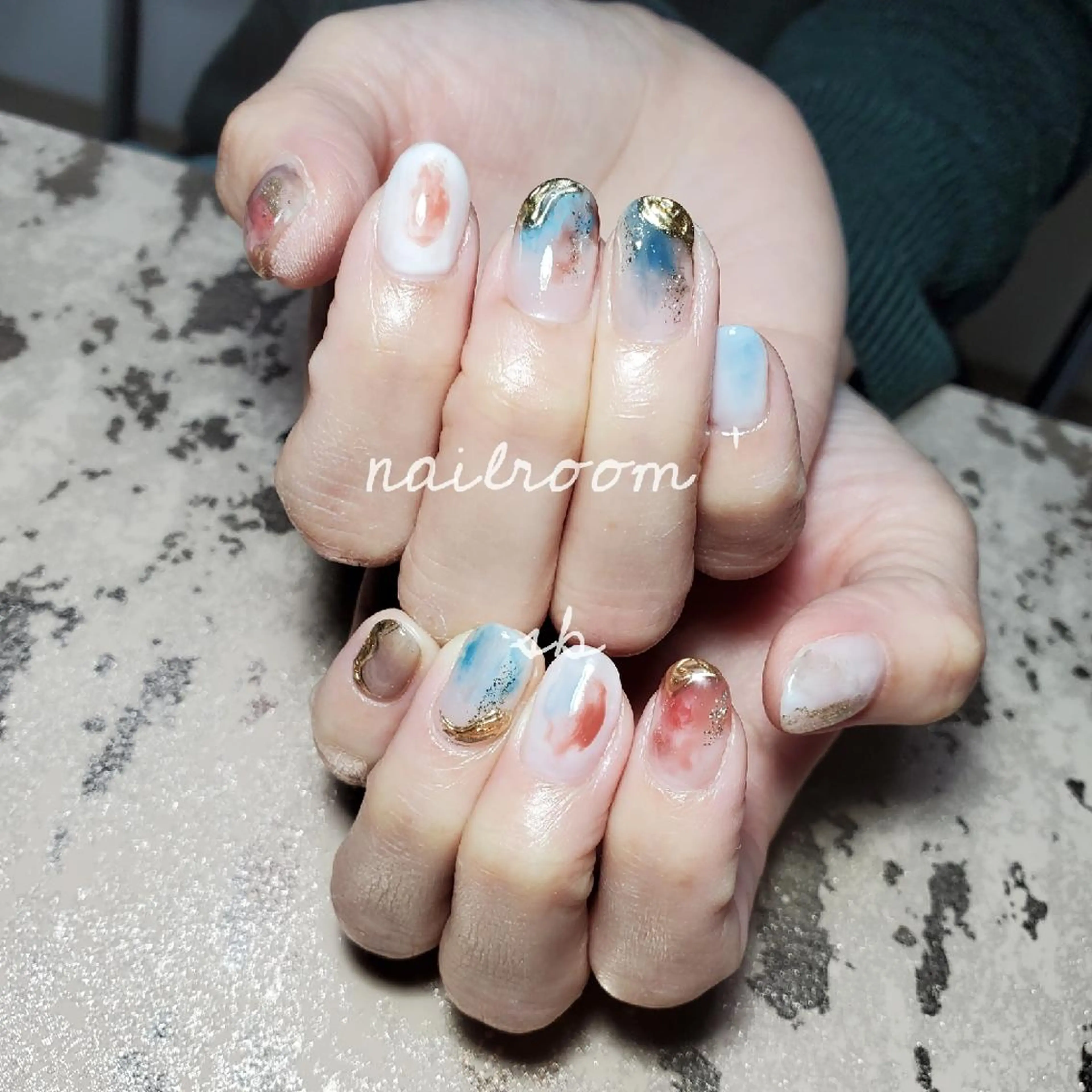 ネイル ハンドネイル nailroom‪ sb‪‪𓈒𓂂𓏸のネイルデザイン