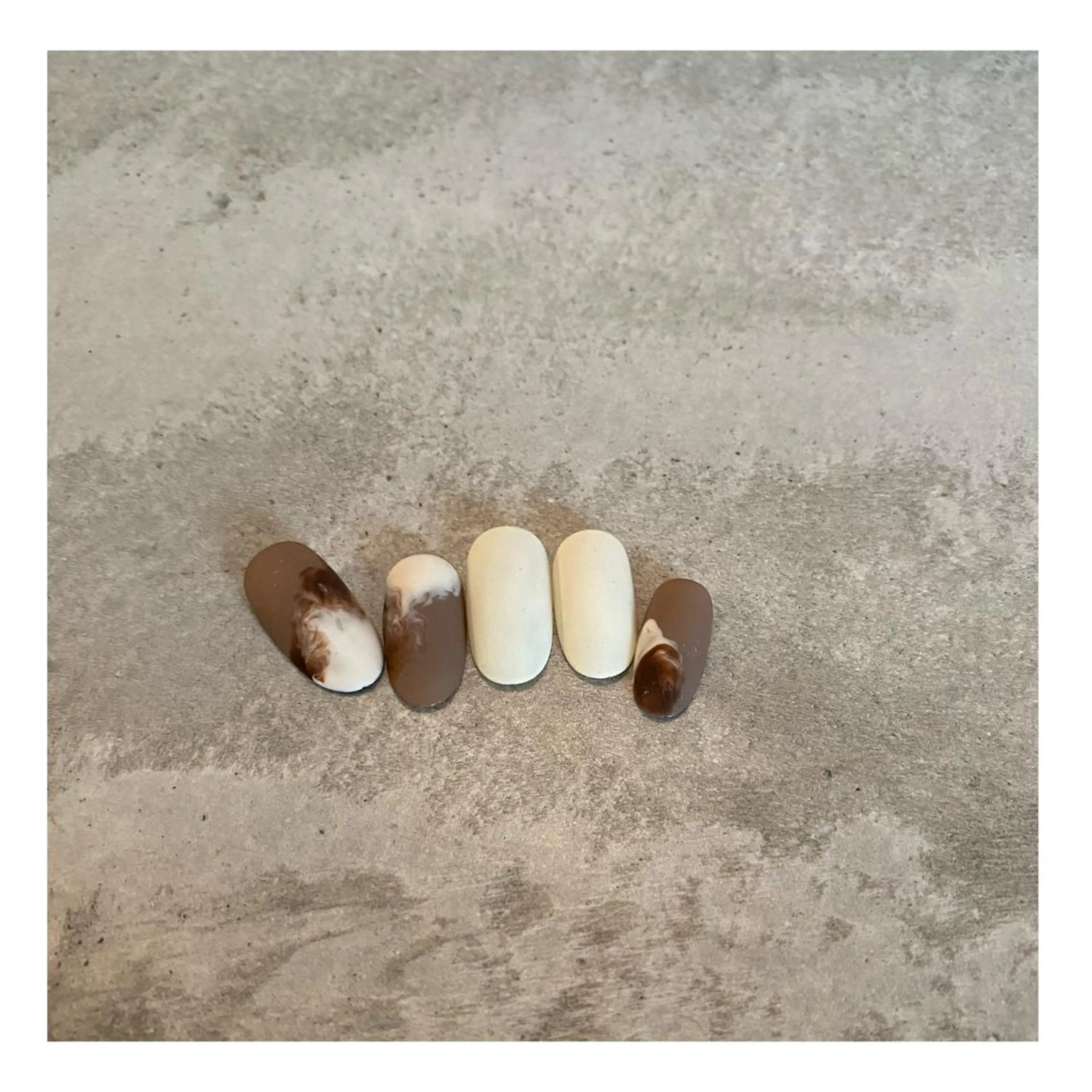 ネイル マットネイル fig tree所属・fig  tree 地爪育成モニターのネイルデザイン