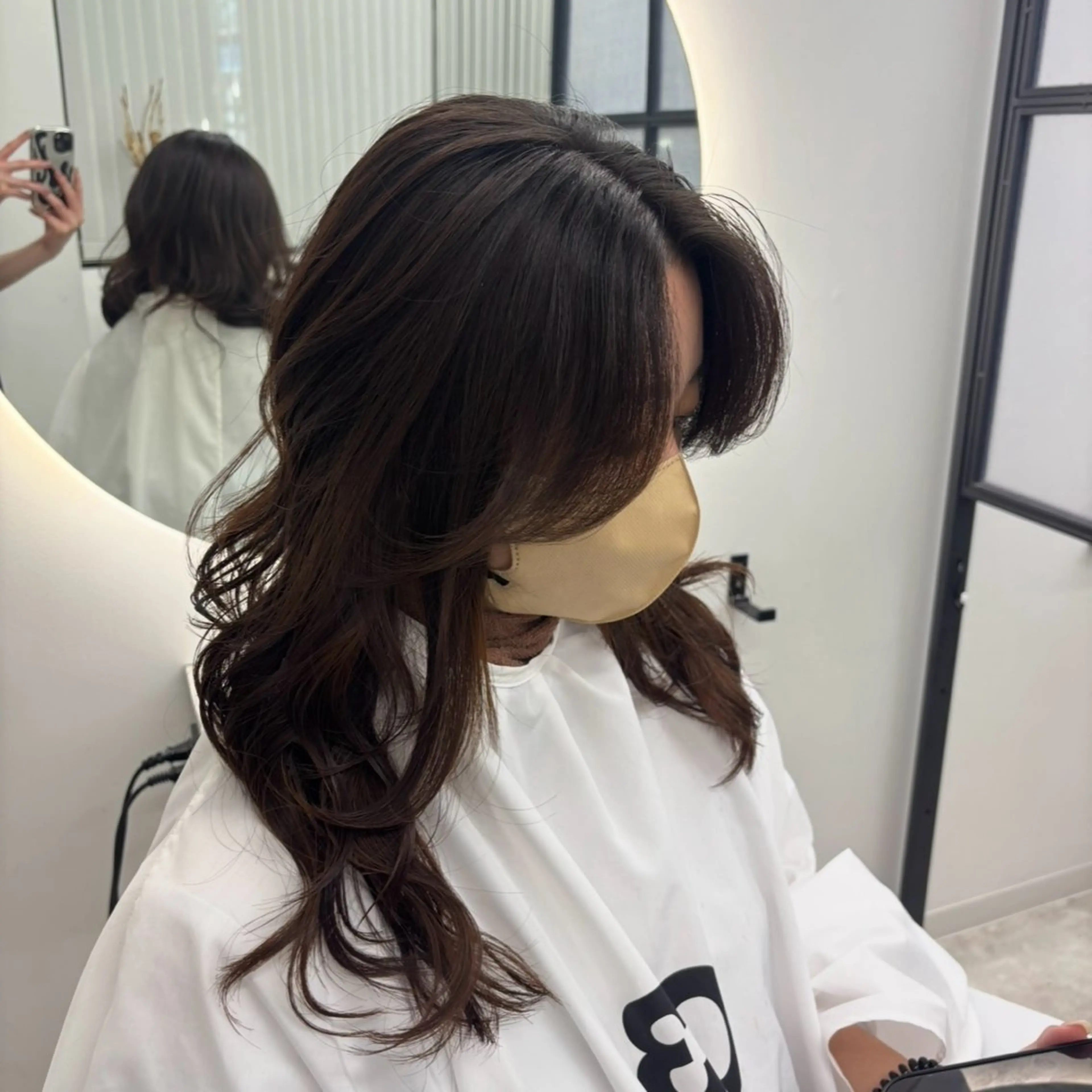 ロング カット Ren. 🦋デザインカラーのヘアスタイル