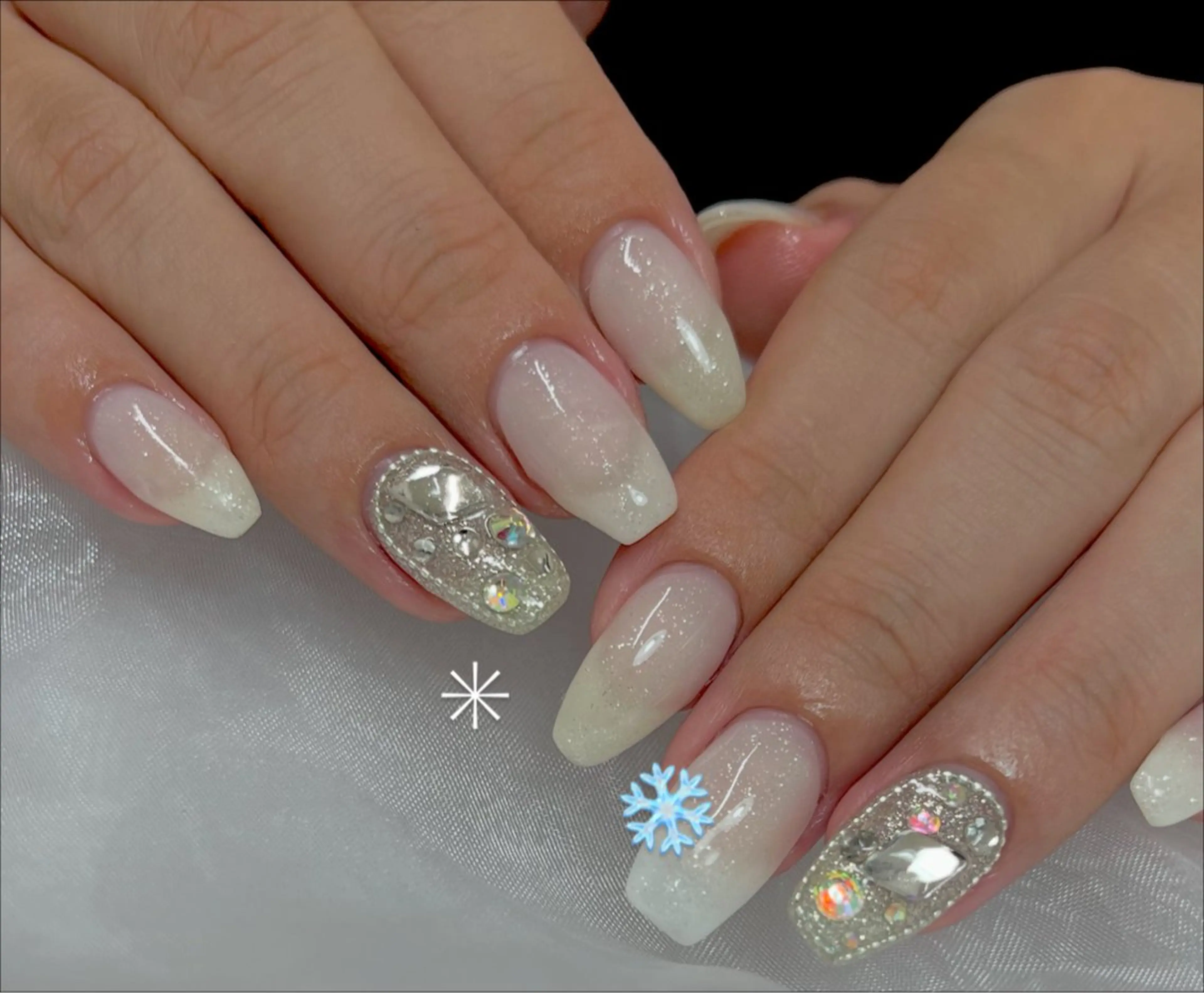 ネイル Queen nail所属・QUEENＮA IＬ JR寺田町1分のネイルデザイン