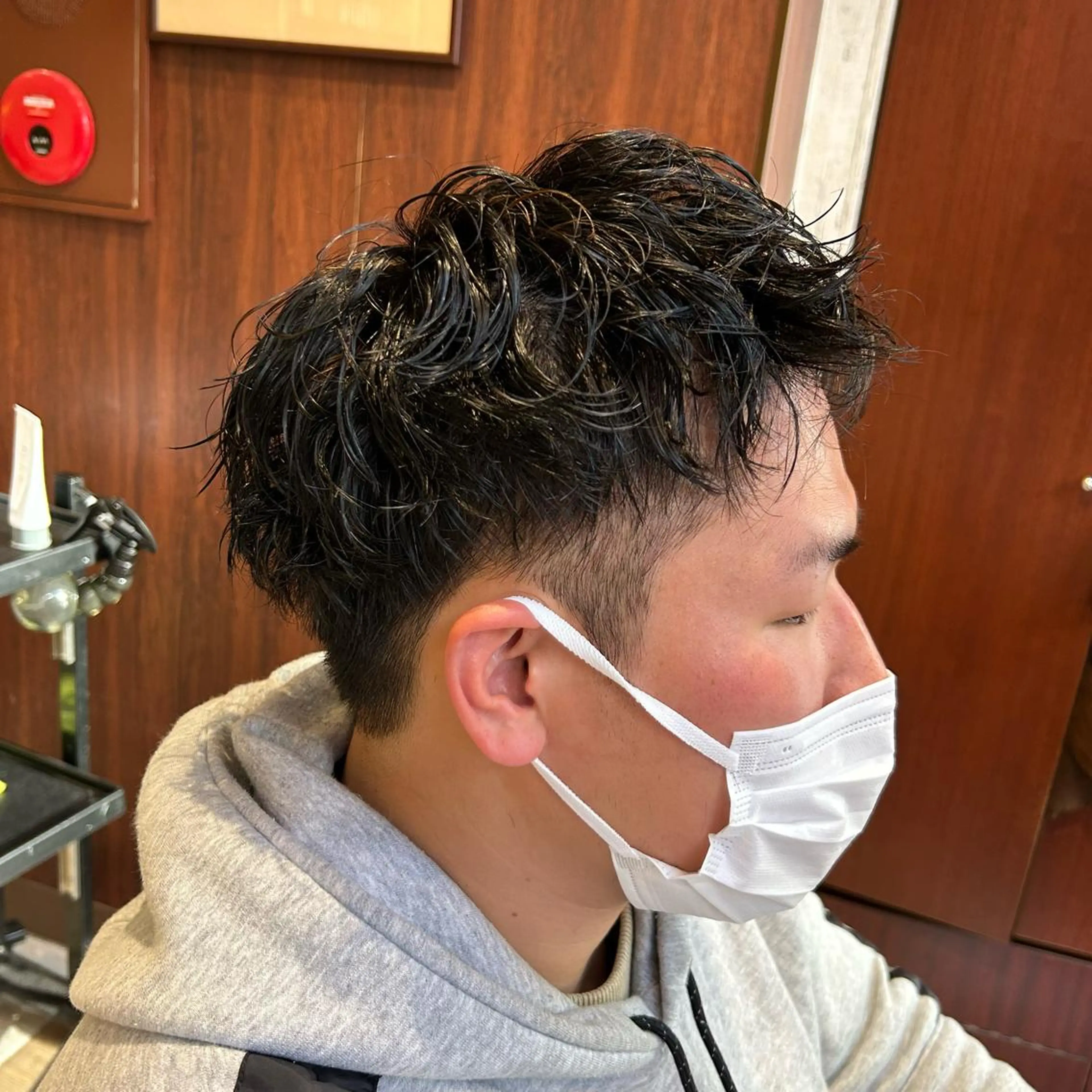 ショート パーマ メンズ メンズパーマ スパイラルパーマ ツイスパ/メンズ特化 🦋𝑺𝑶𝑵𝑬の眉毛・アイブロウイメージ