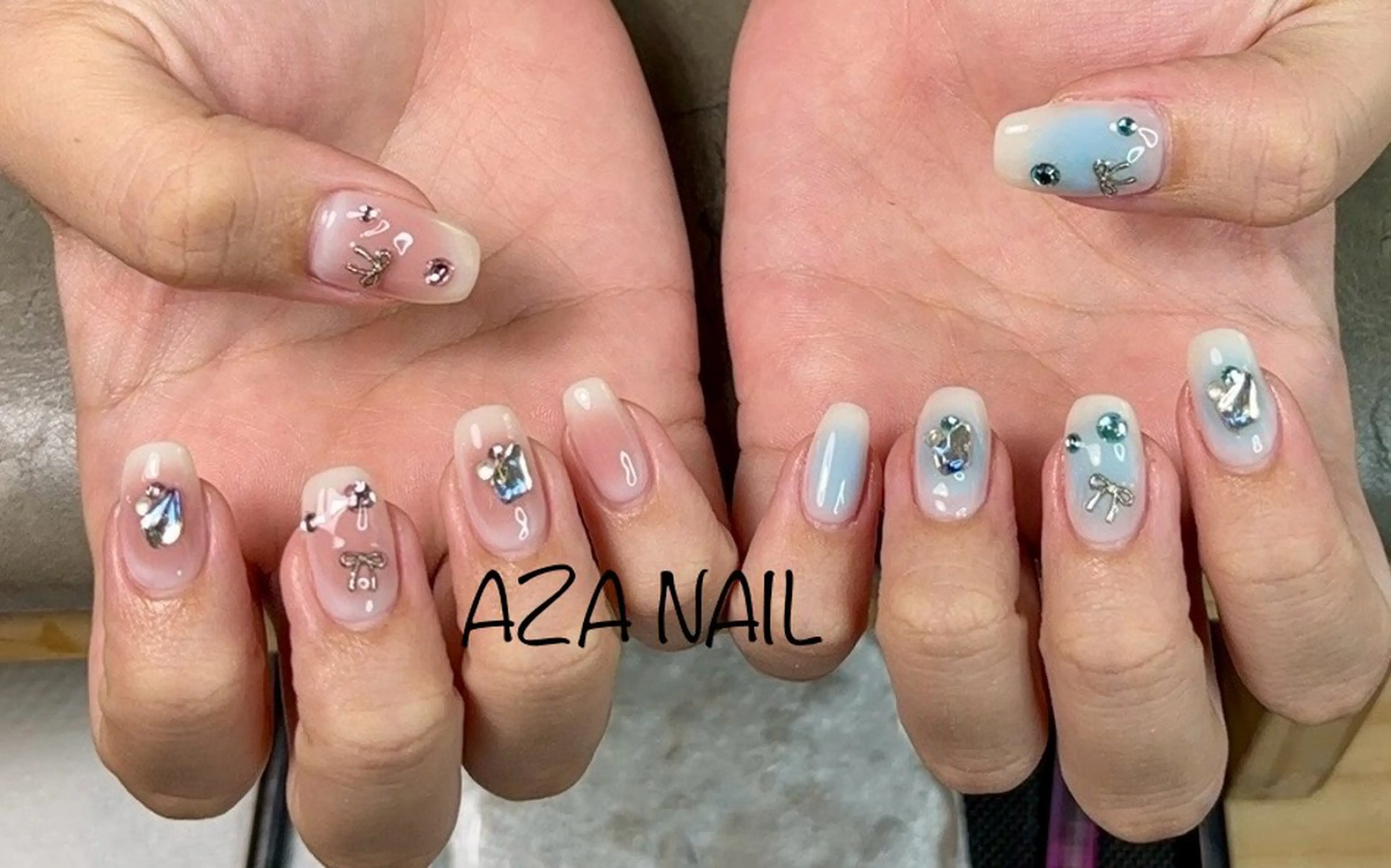 ネイル AZA NAILROOMのネイルデザイン