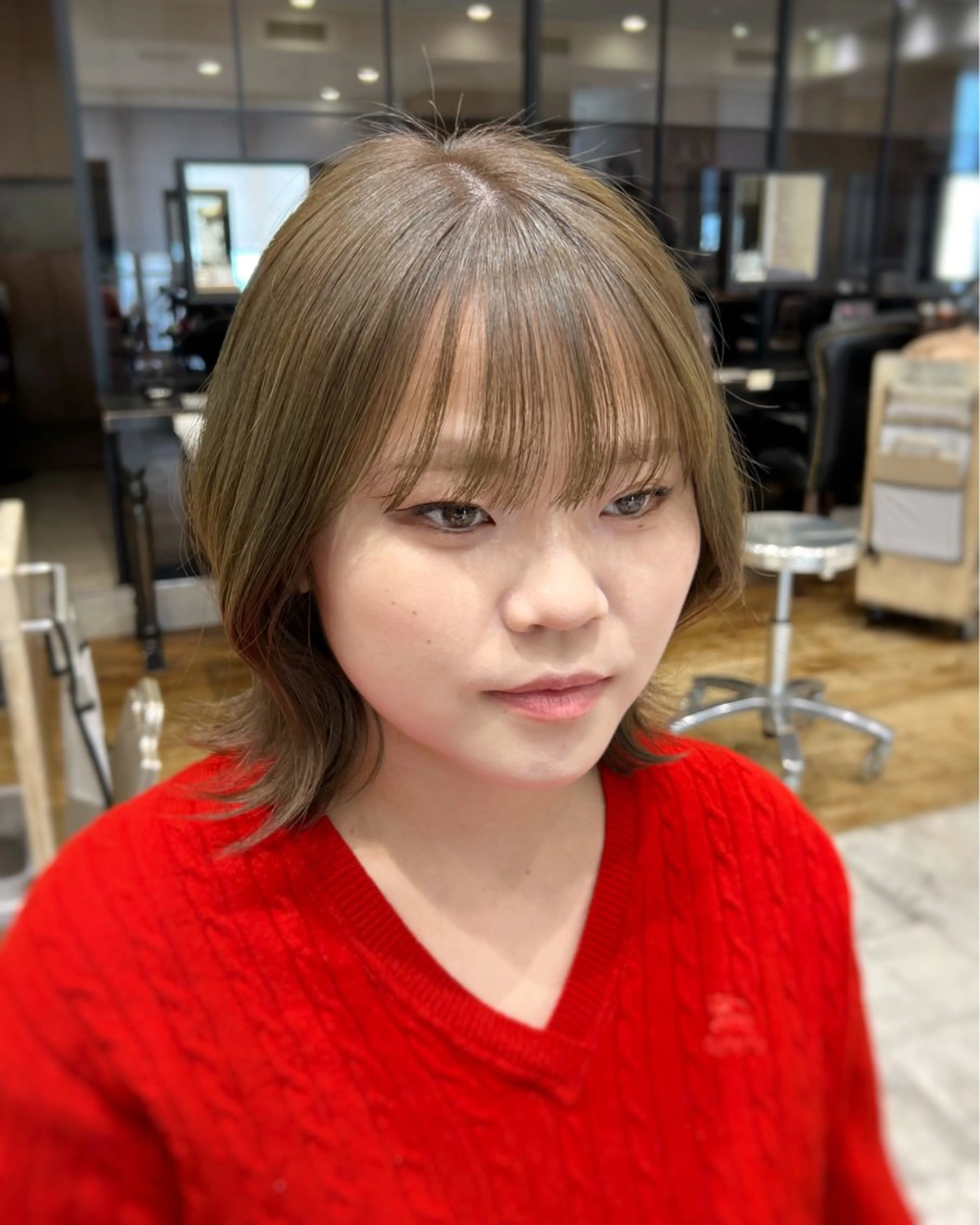 ミディアム カラー 💍新宿ショート 💍岩田莉奈のヘアスタイル