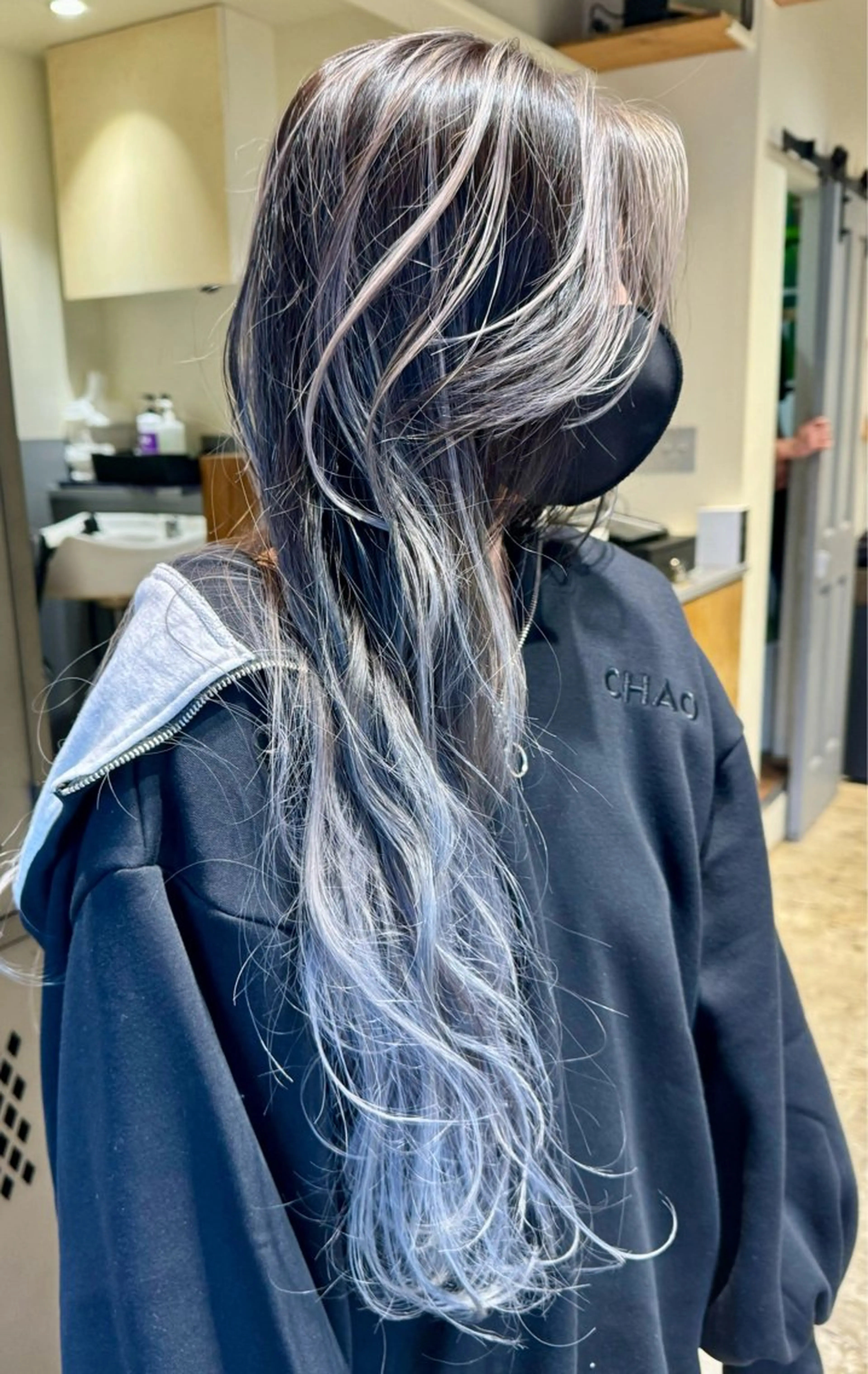 ロング カラー ヘアカラー 園田 将士のヘアスタイル