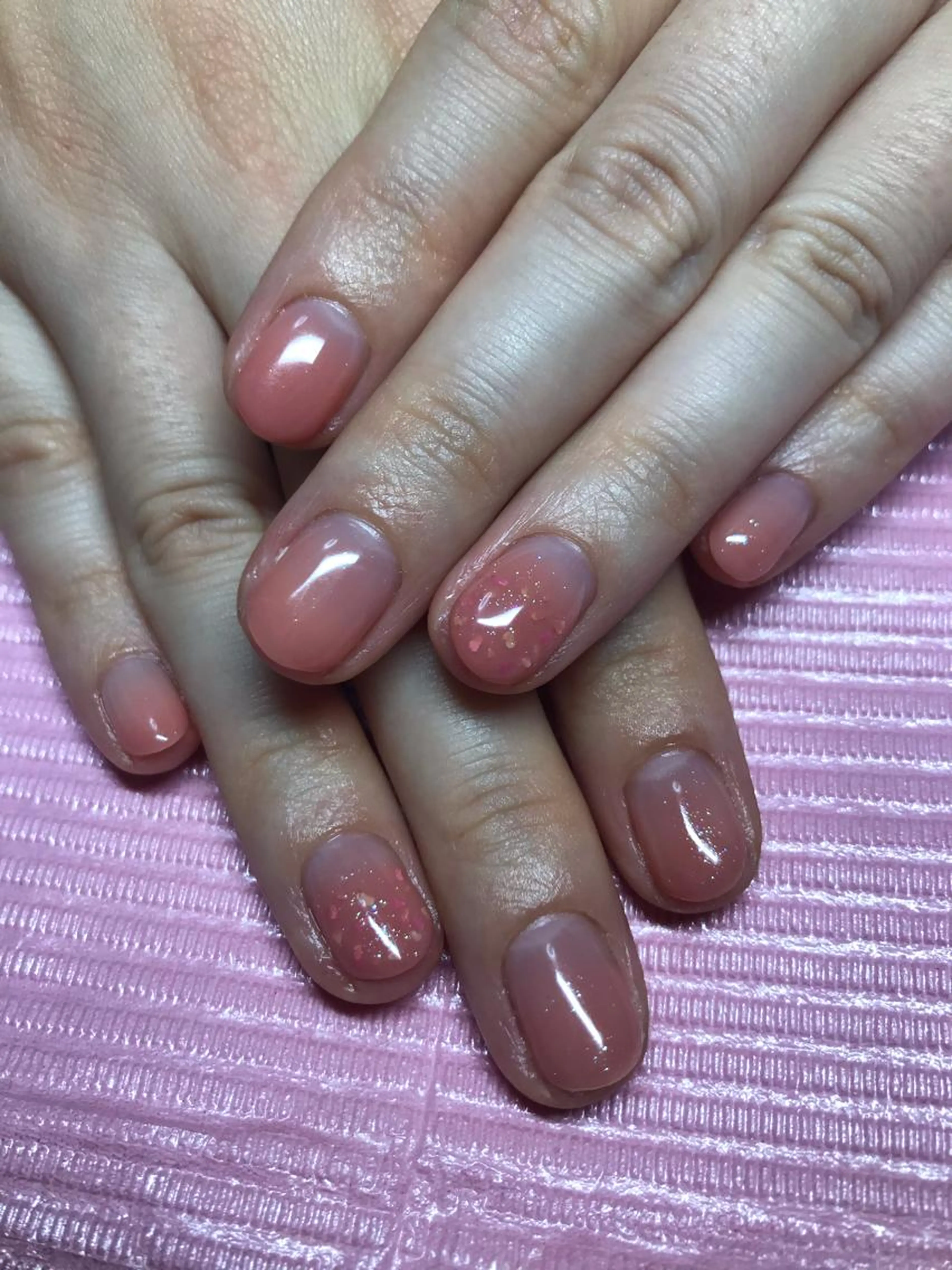 ハンド ジェルネイル　グラデーションの写真