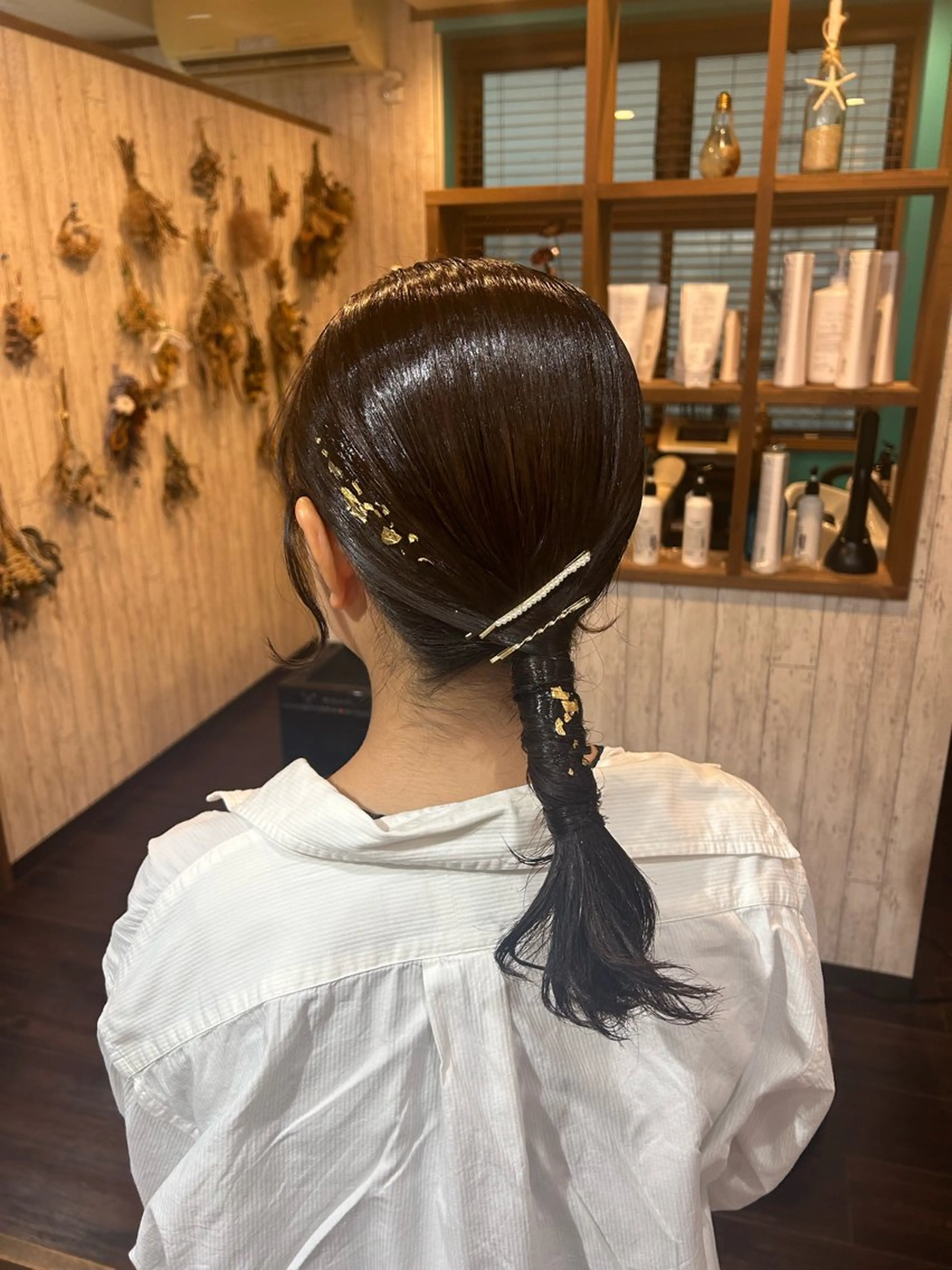 ミディアム 早坂 さくらのヘアスタイル