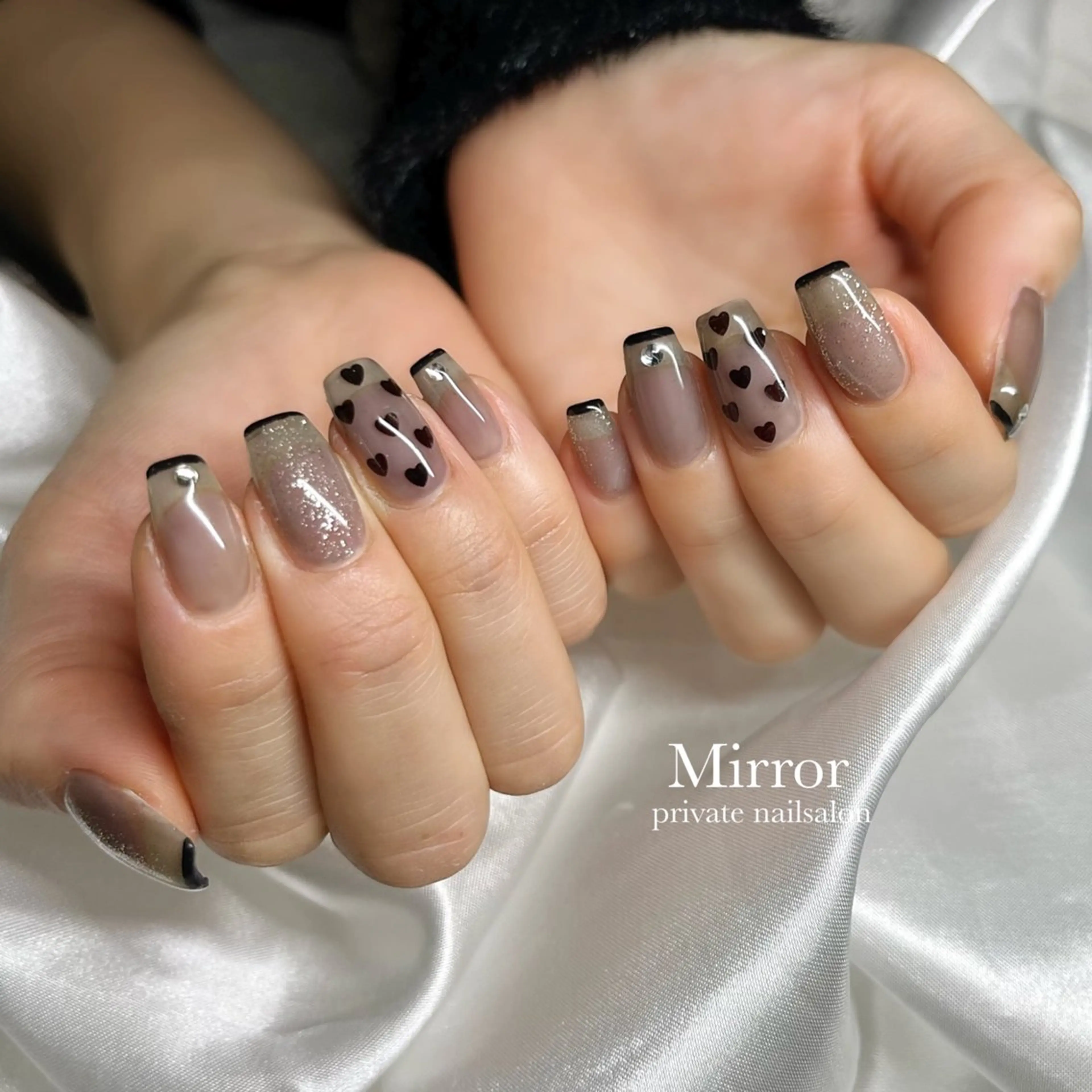 ネイル nailsalon Mirrorのネイルデザイン