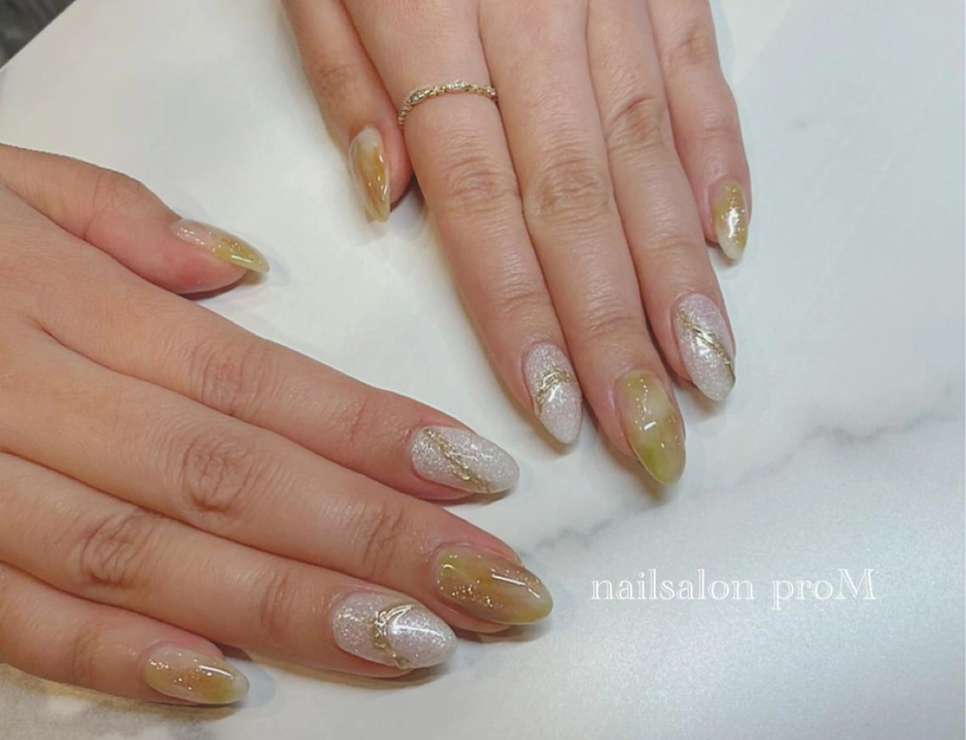 ネイル ニュアンスネイル *･*MIMnail *･゜ﾟ･*:･*のネイルデザイン