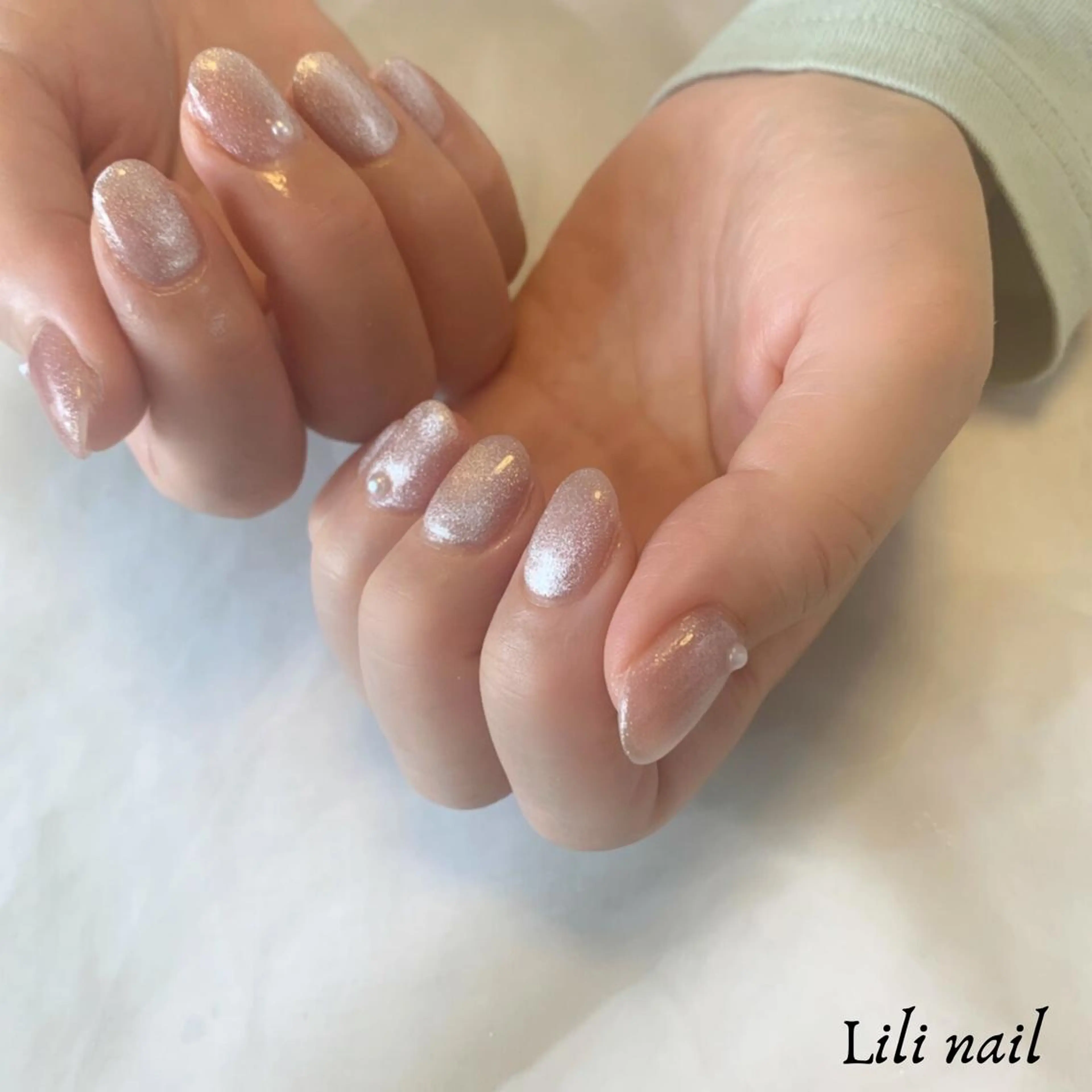 ネイル マグネットネイル ハンドネイル Lili beauty salon所属・Lilibeauty salonのネイルデザイン