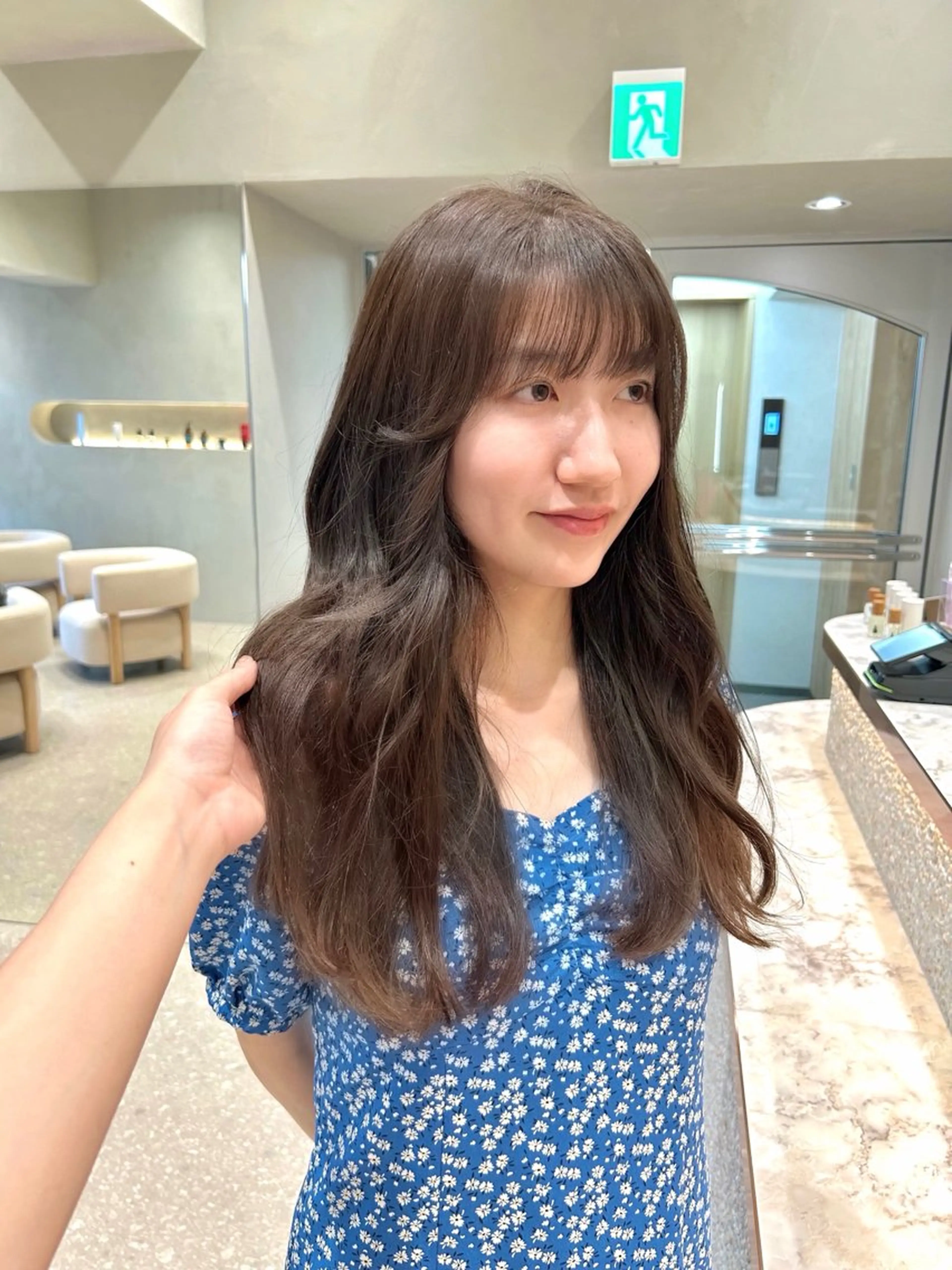 ロング カラー Luce横浜店所属・yuu 🪴 透明感 カラー/メンズパーマのヘアスタイル