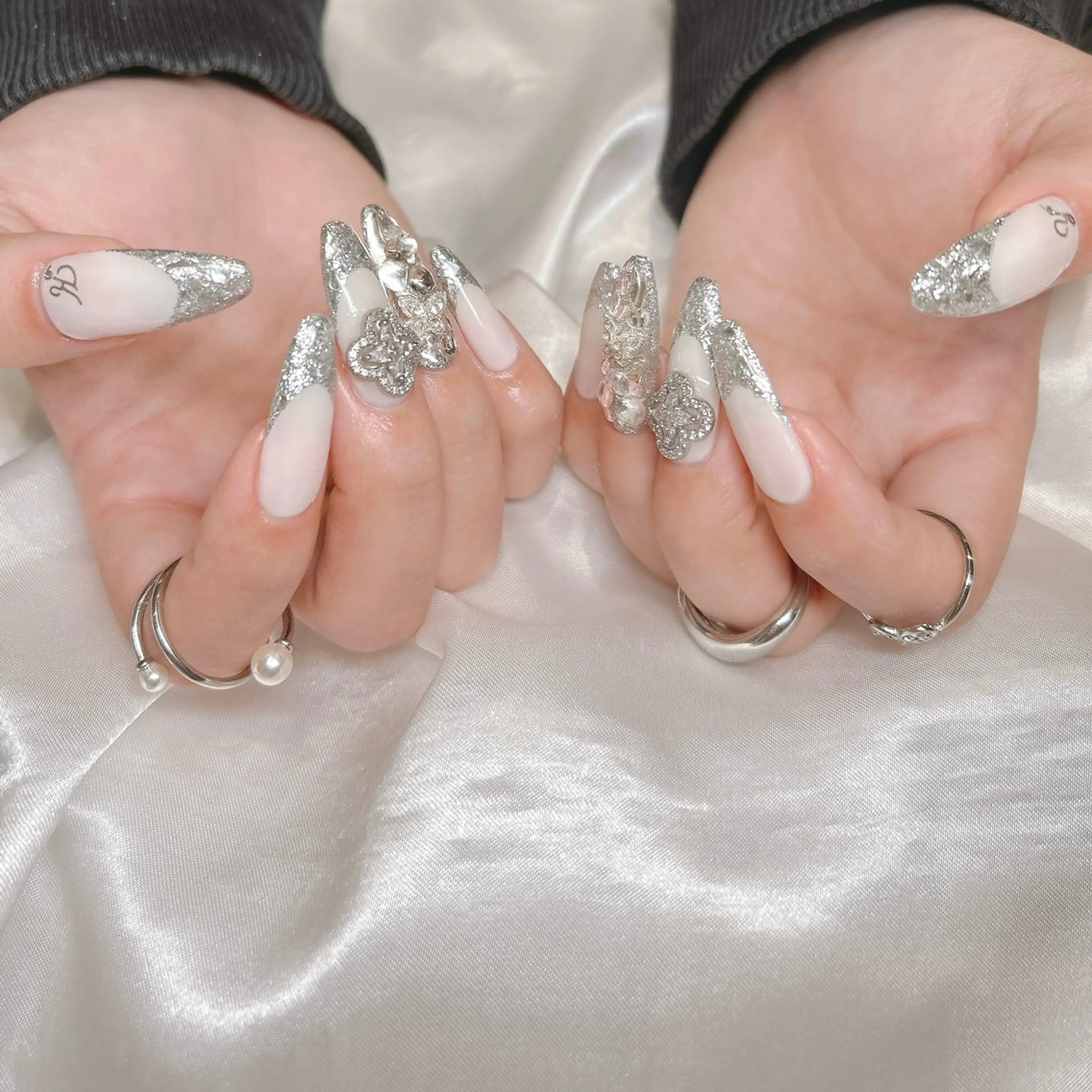 ネイル フレンチネイル ガラスフレンチ ハンドネイル junna のぞいてねのネイルデザイン