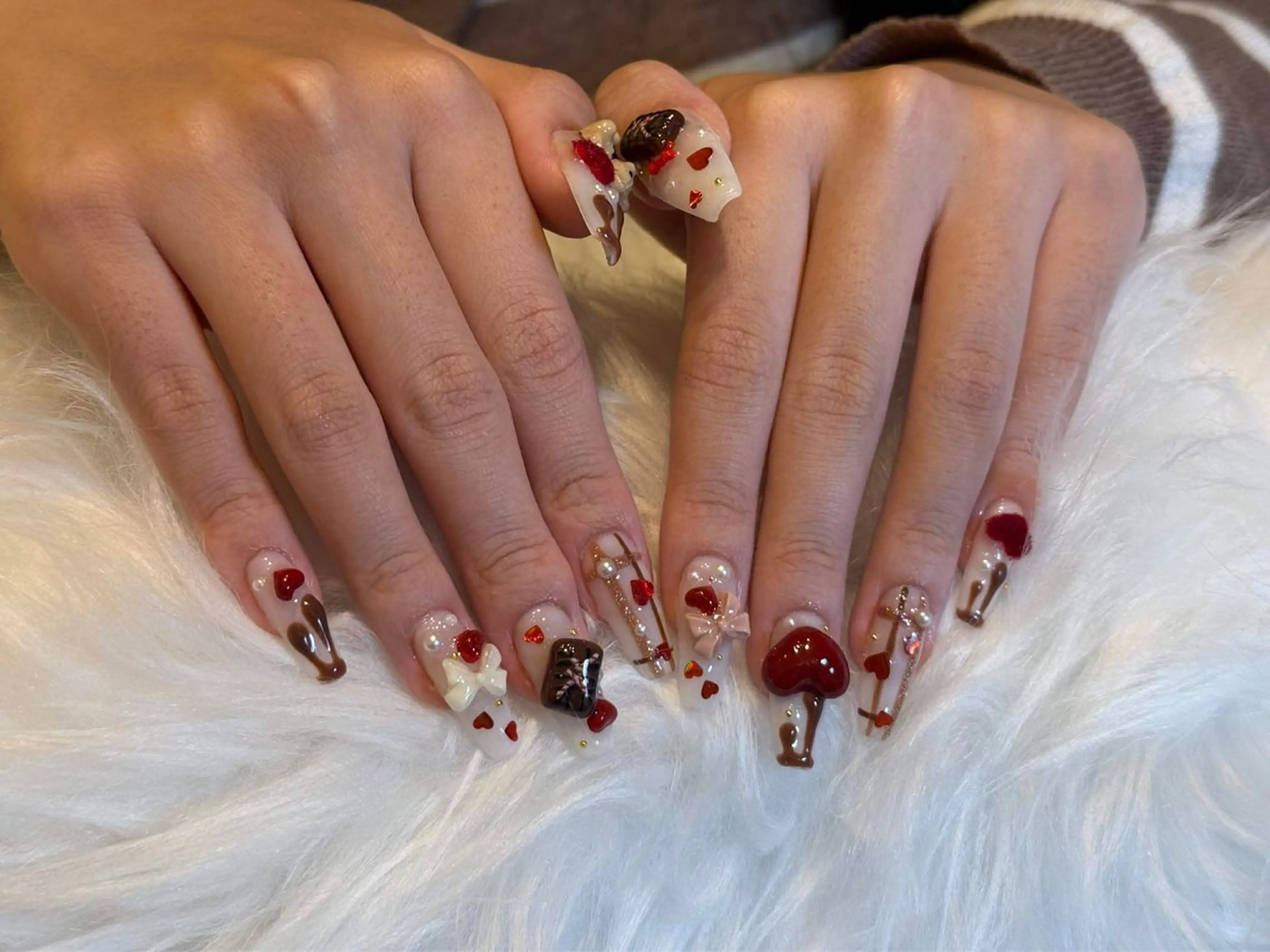 ネイル チークネイル ドット フレンチネイル グラデーション ハート ハンドネイル ハンドケア Nihonthy Nail 新宿所属・Anrya panのネイルデザイン