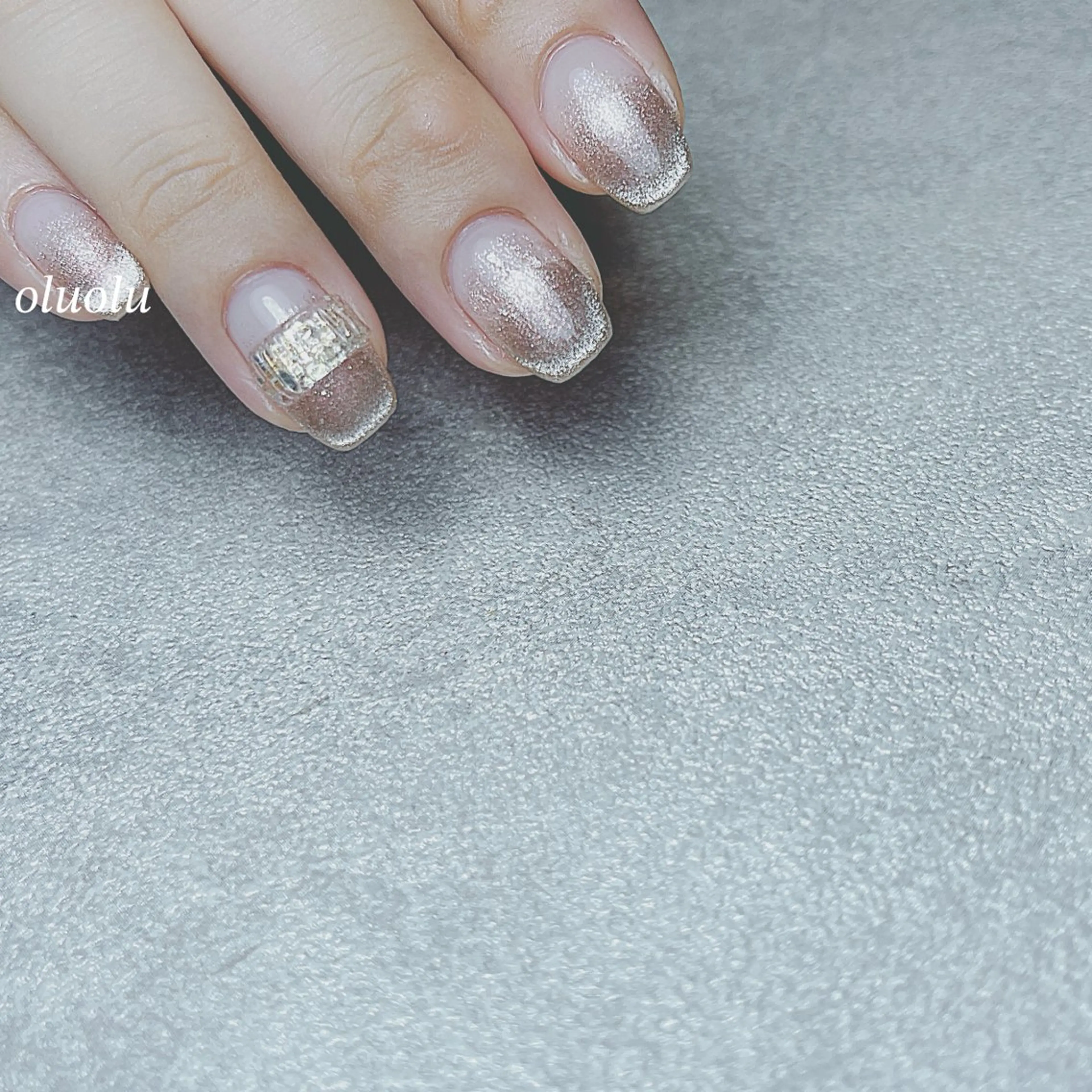 ネイル アートネイル フレンチネイル グラデーション マグネットネイル ニュアンスネイル ハンドネイル 大村 紬華のネイルデザイン