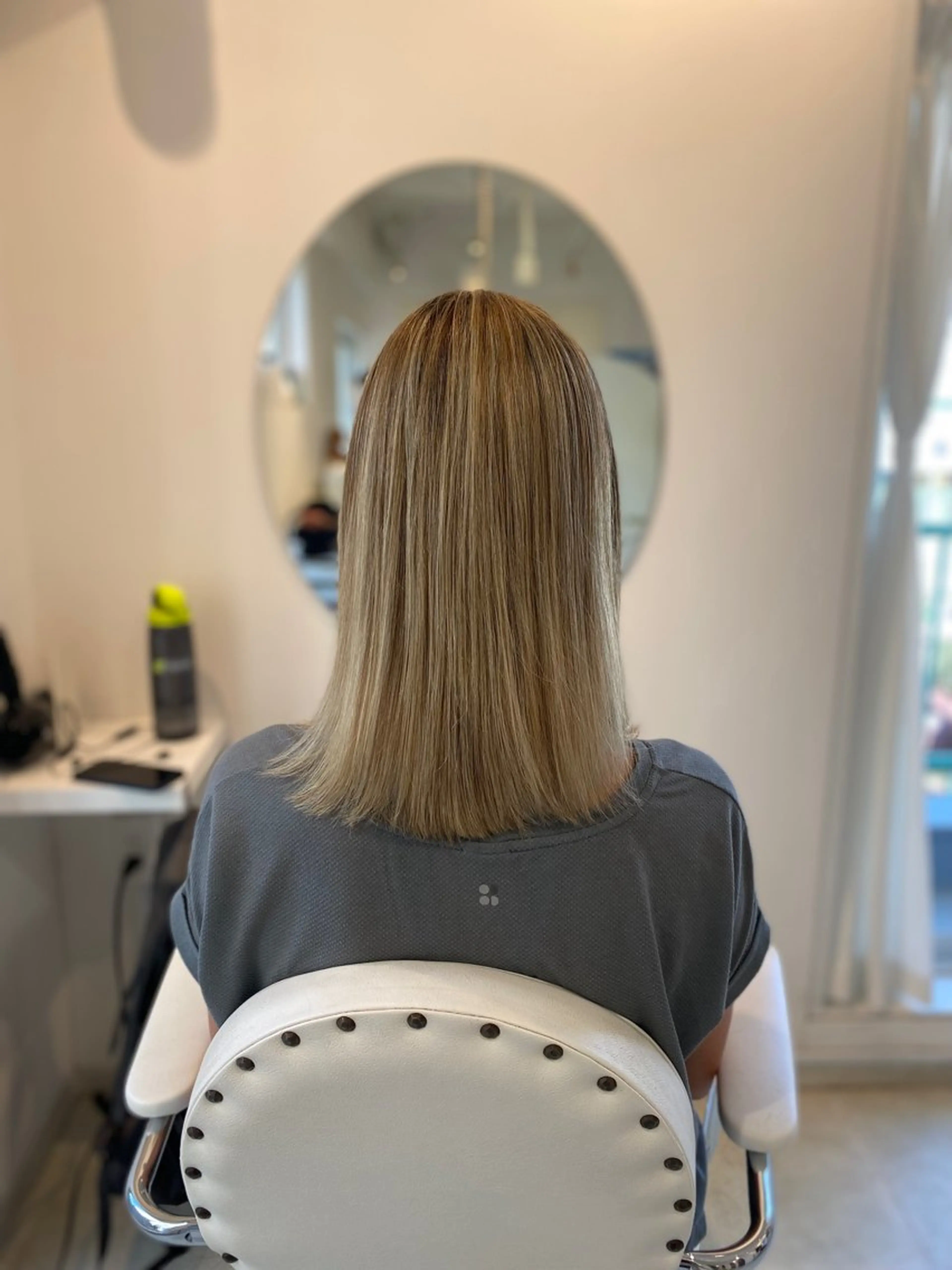 セミロング カラー 美容室ACTOR所属・TAE .のヘアスタイル