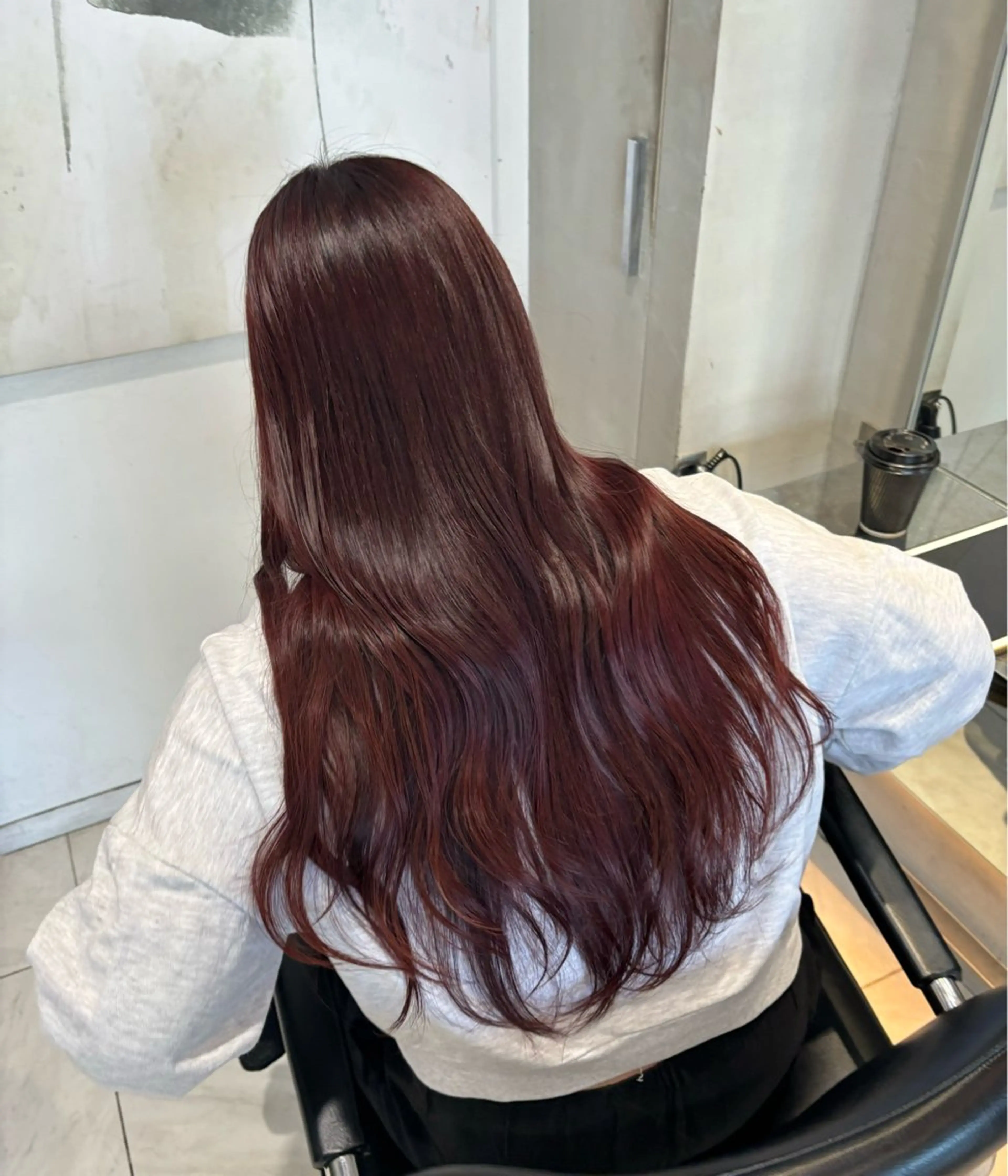 ロング カラー ヘアアレンジ ボルドーカラー ヘアカラー トリートメント ヘアセット 艶髪/レイヤーカット 🐣misakiのヘアスタイル