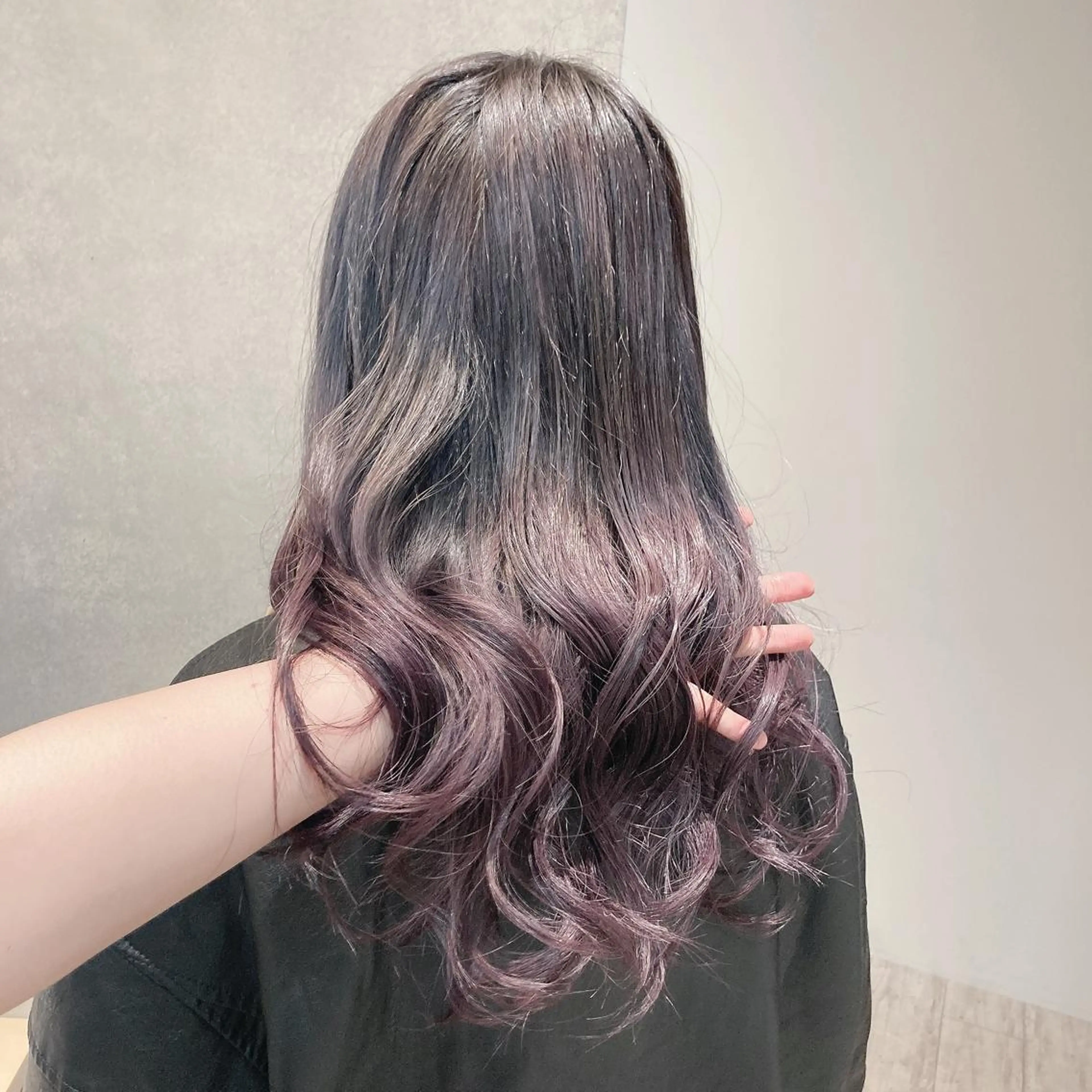 ミディアム カラー ヘアアレンジ octo所属・梅澤 杏菜のヘアスタイル