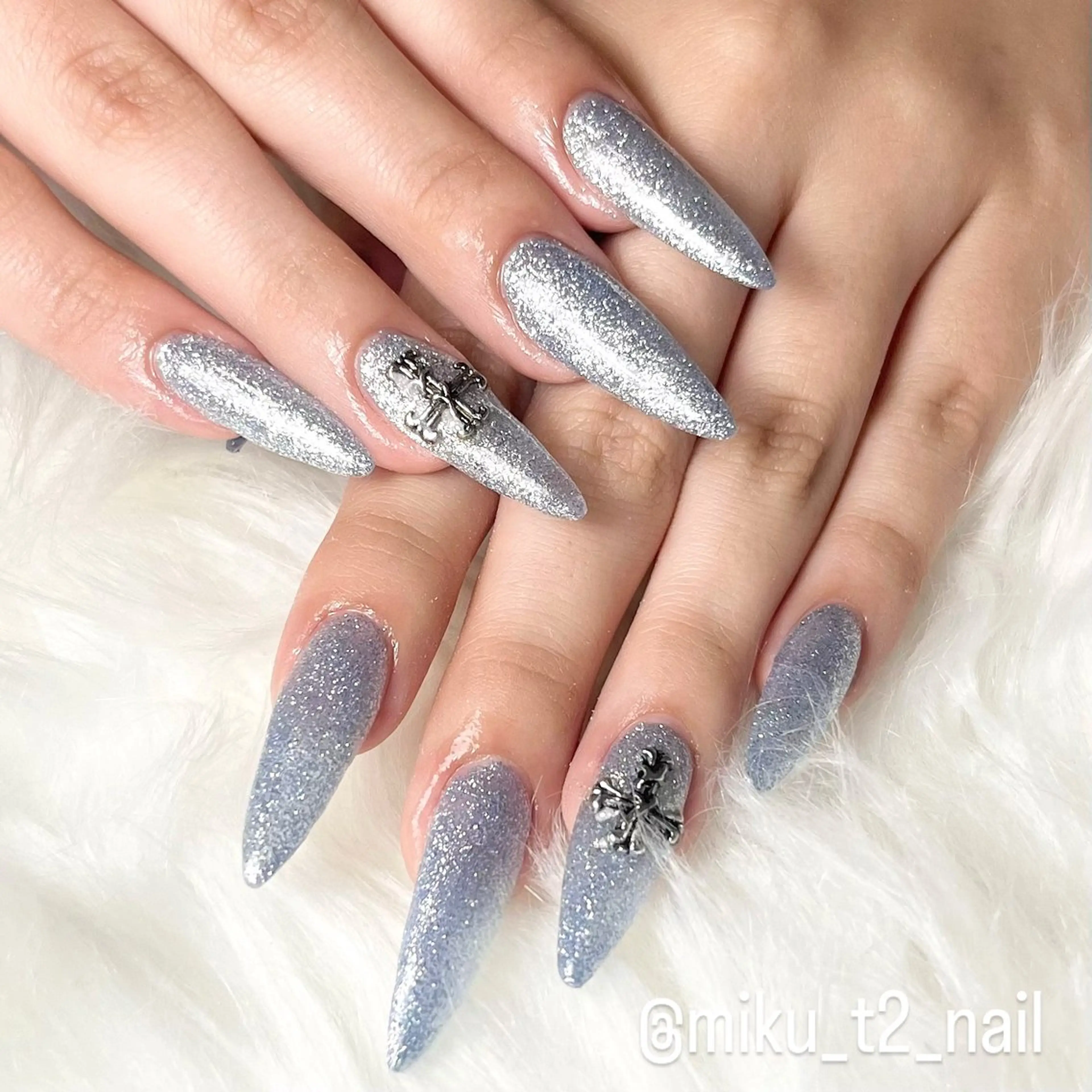 ネイル ハンドネイル private nail salon T2所属・MI KUのネイルデザイン