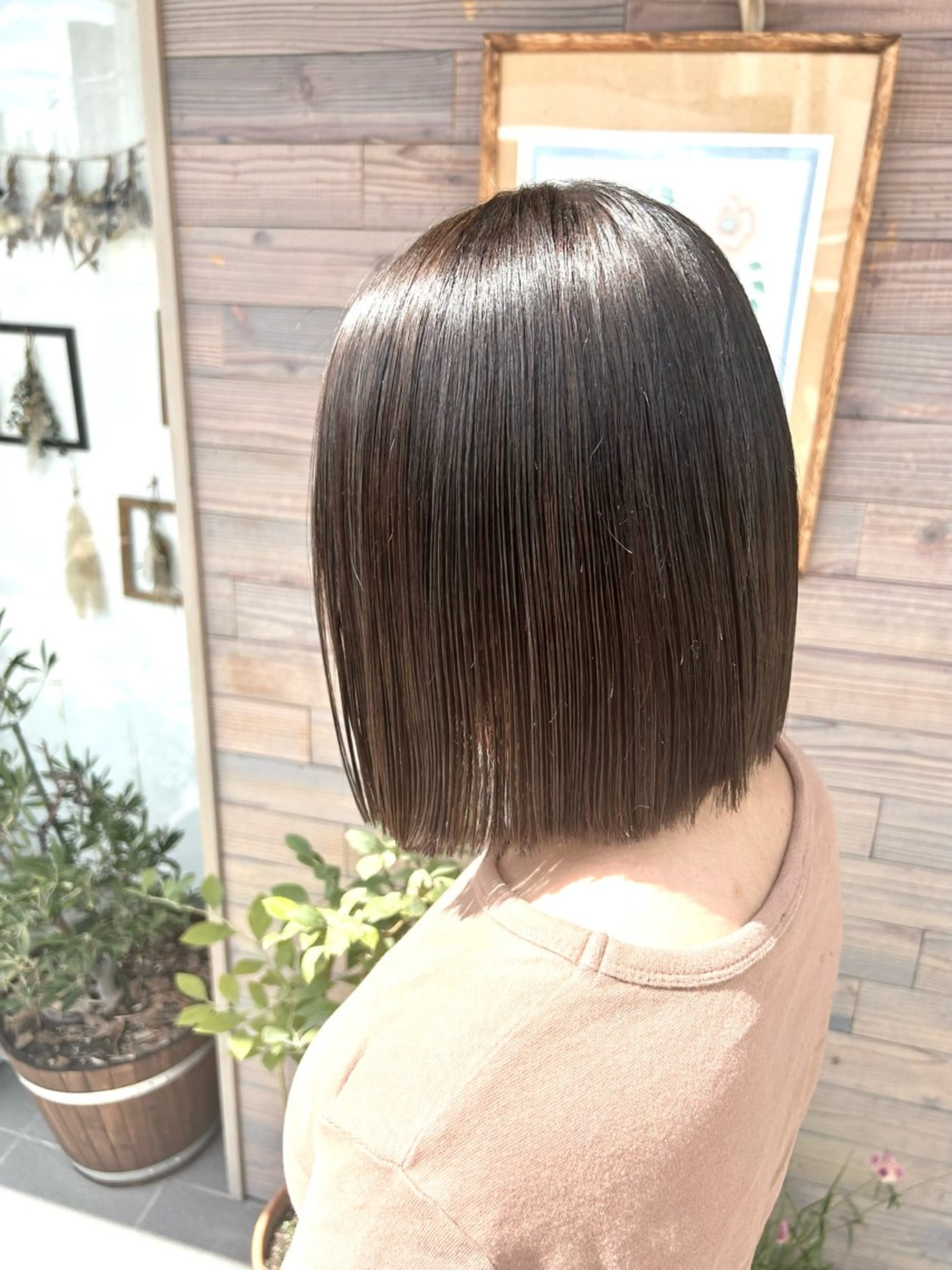 ショート カット 高津 千慧のヘアスタイル