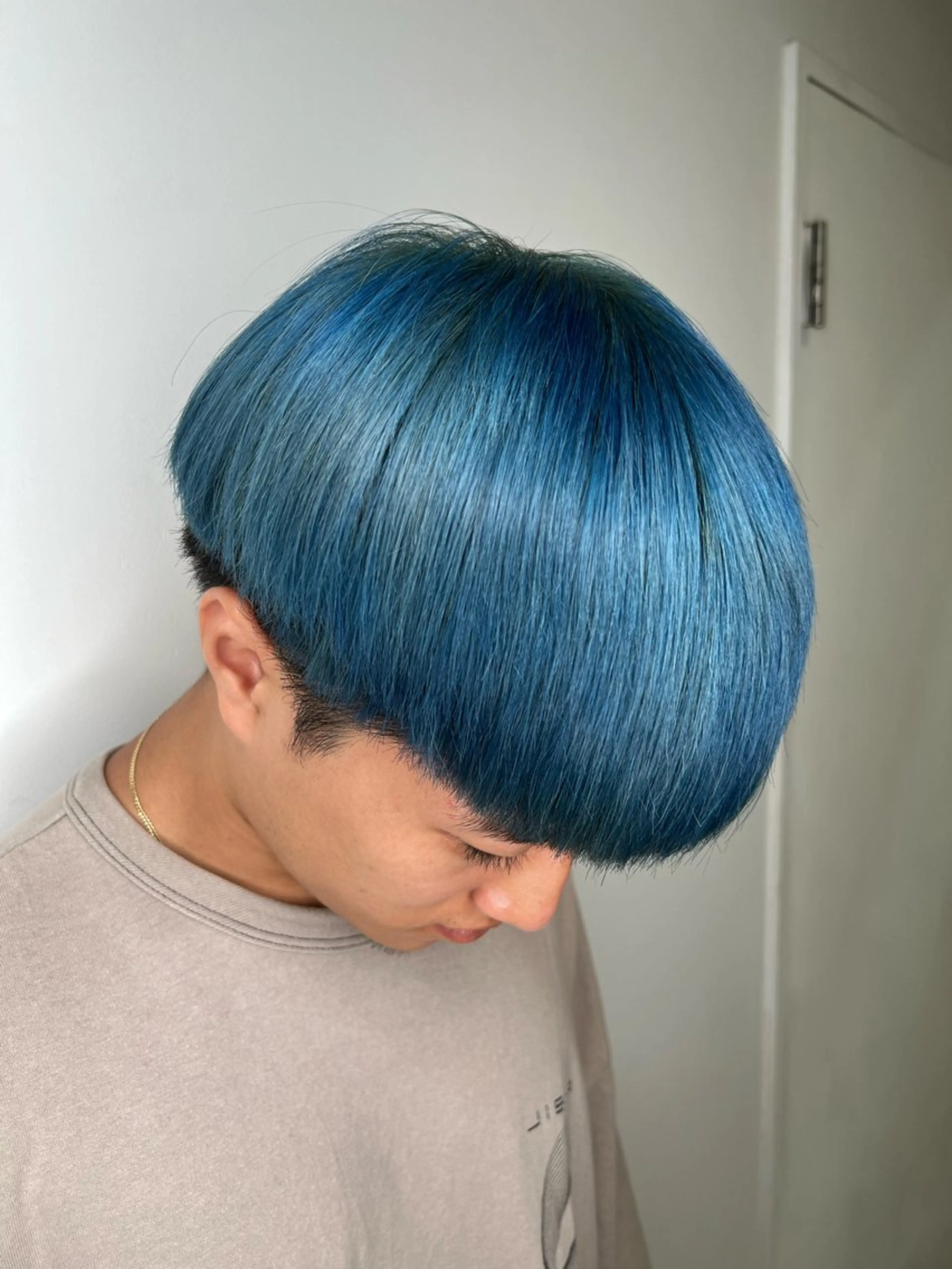 🪼ダブルカラー+カット（リタッチブリーチ+カット）🪼　　　　　　　　　　　　　　　　　　　　全頭の場合+¥3,000の写真