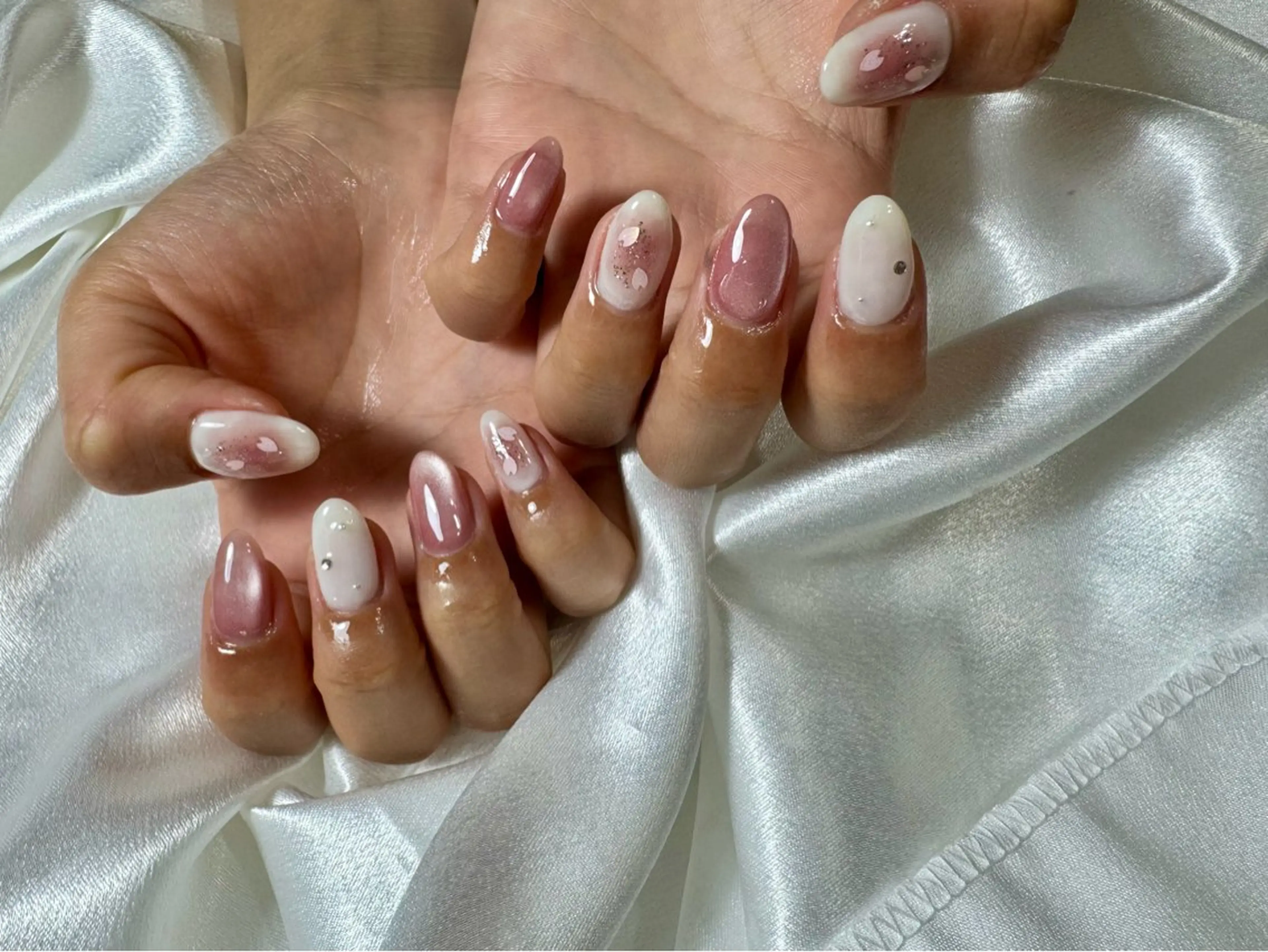 ネイル オーロラネイル 桜ネイル フラワーネイル フットネイル フレンチネイル ハンドネイル kikinail 溝の口のネイルデザイン