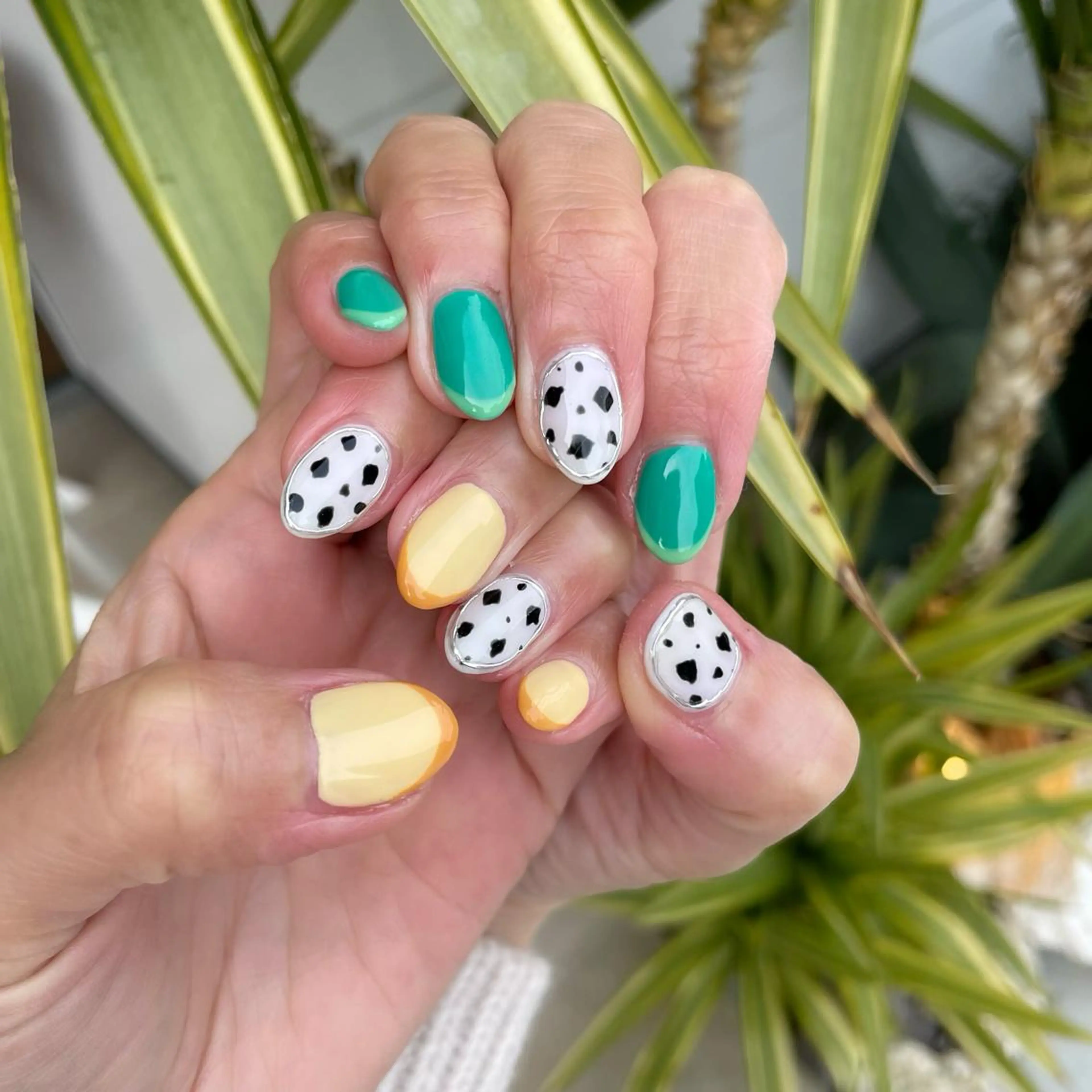 ネイル es nailのネイルデザイン