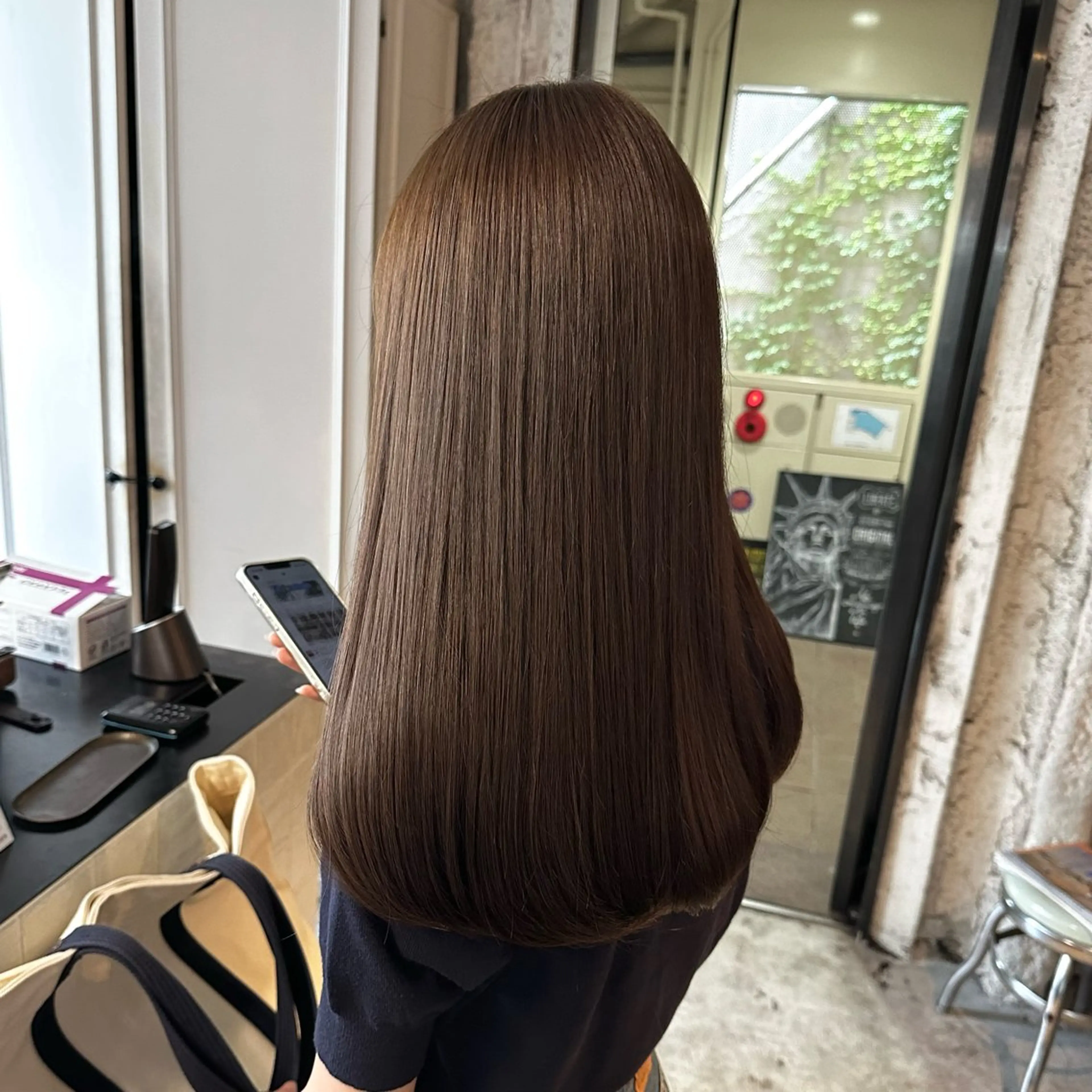 セミロング 顔まわりレイヤー 韓国風ヘア レイヤーカット ローレイヤー 縮毛矯正 カット ヘアカラー トリートメント Masena所属・【必ず似合わせます】 川口航平のヘアスタイル