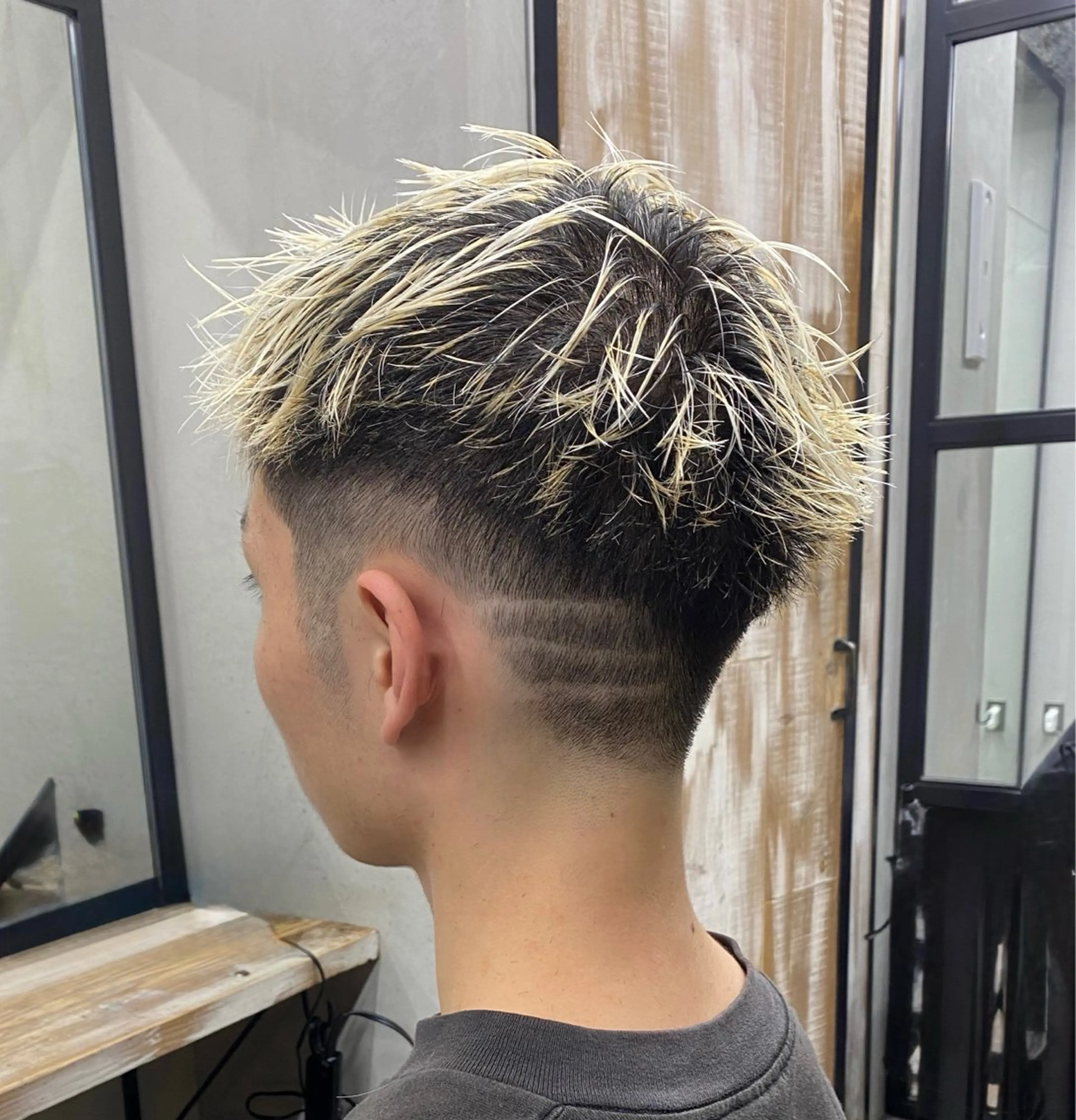 ショート メンズ メンズショート 刈り上げ ショートヘア カット トリートメント メンズカット/パーマ 艶カラーTAIGA︎のヘアスタイル