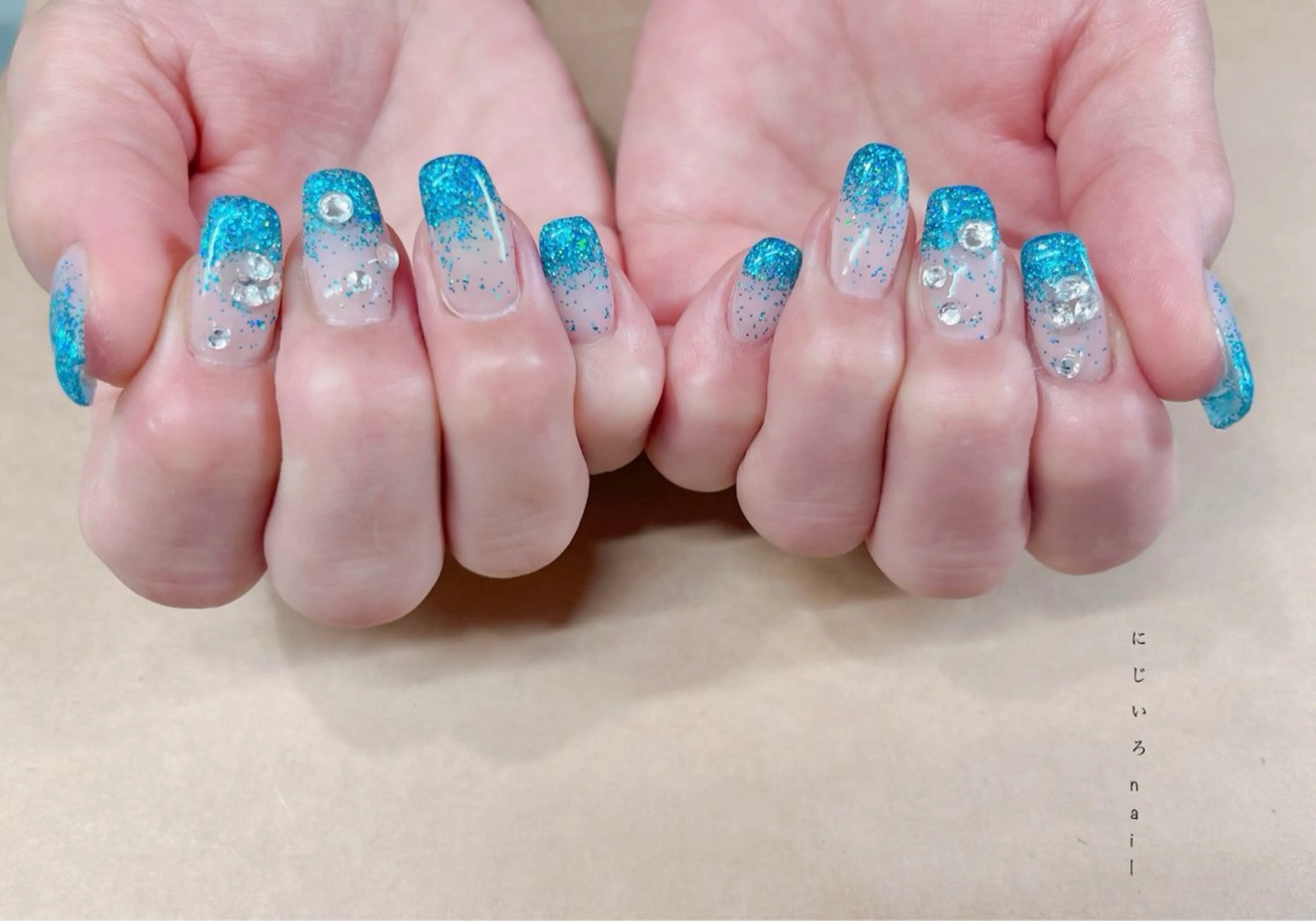 ネイル にじいろ nailのネイルデザイン