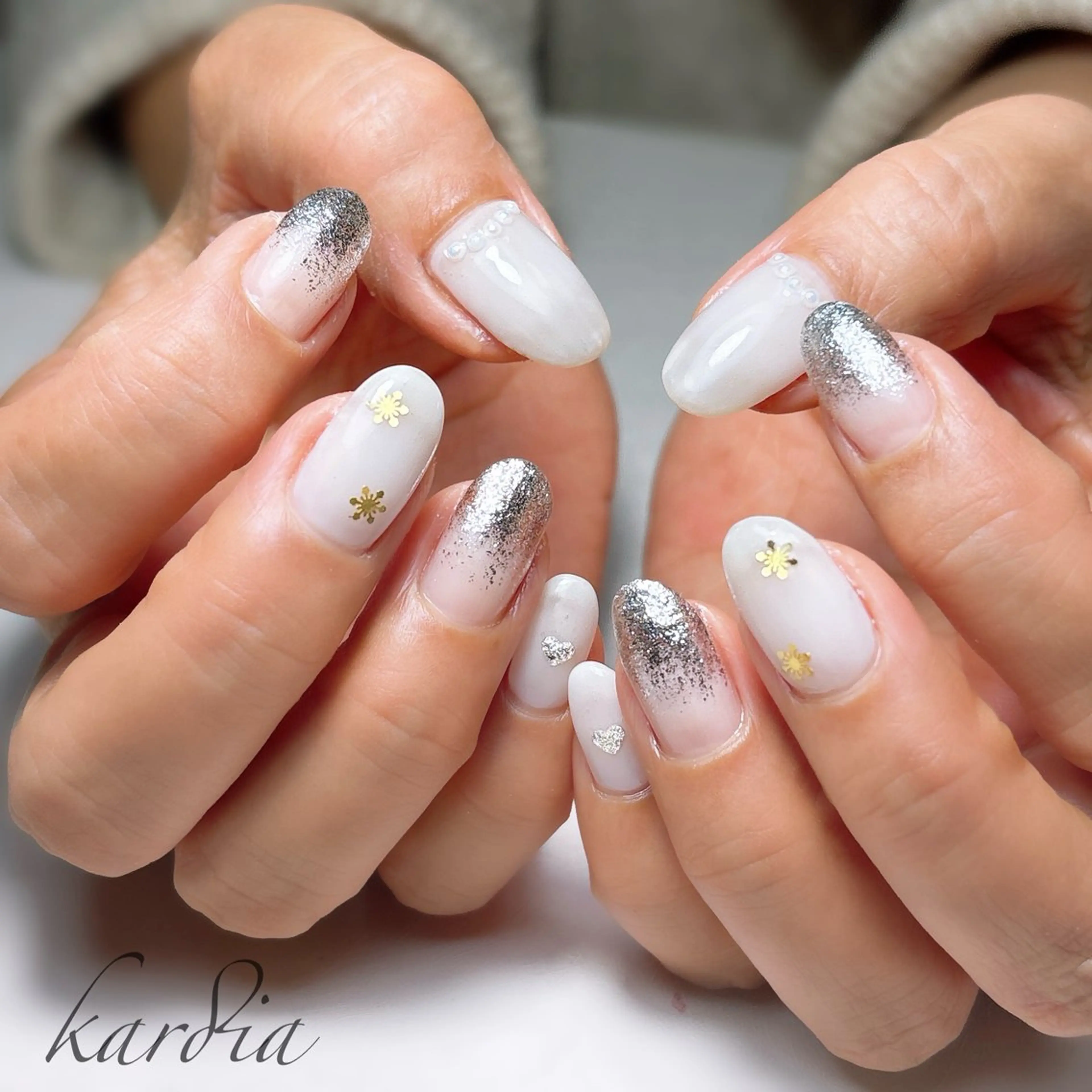 ネイル ハンドネイル καρδιά -ｶﾙﾃﾞｨｱ-のネイルデザイン