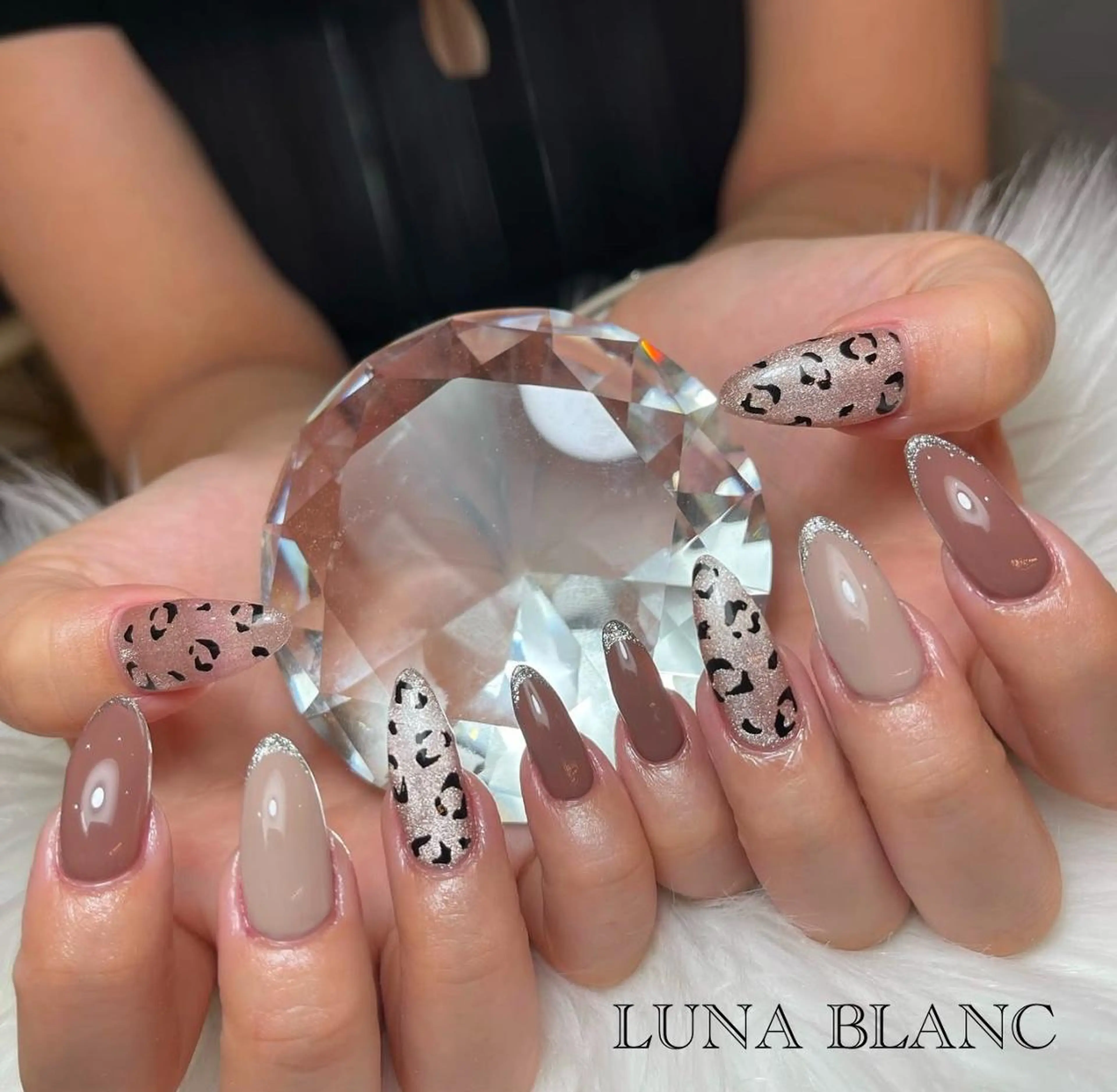 ネイル アニマル柄 nail LUNA BLANCのネイルデザイン