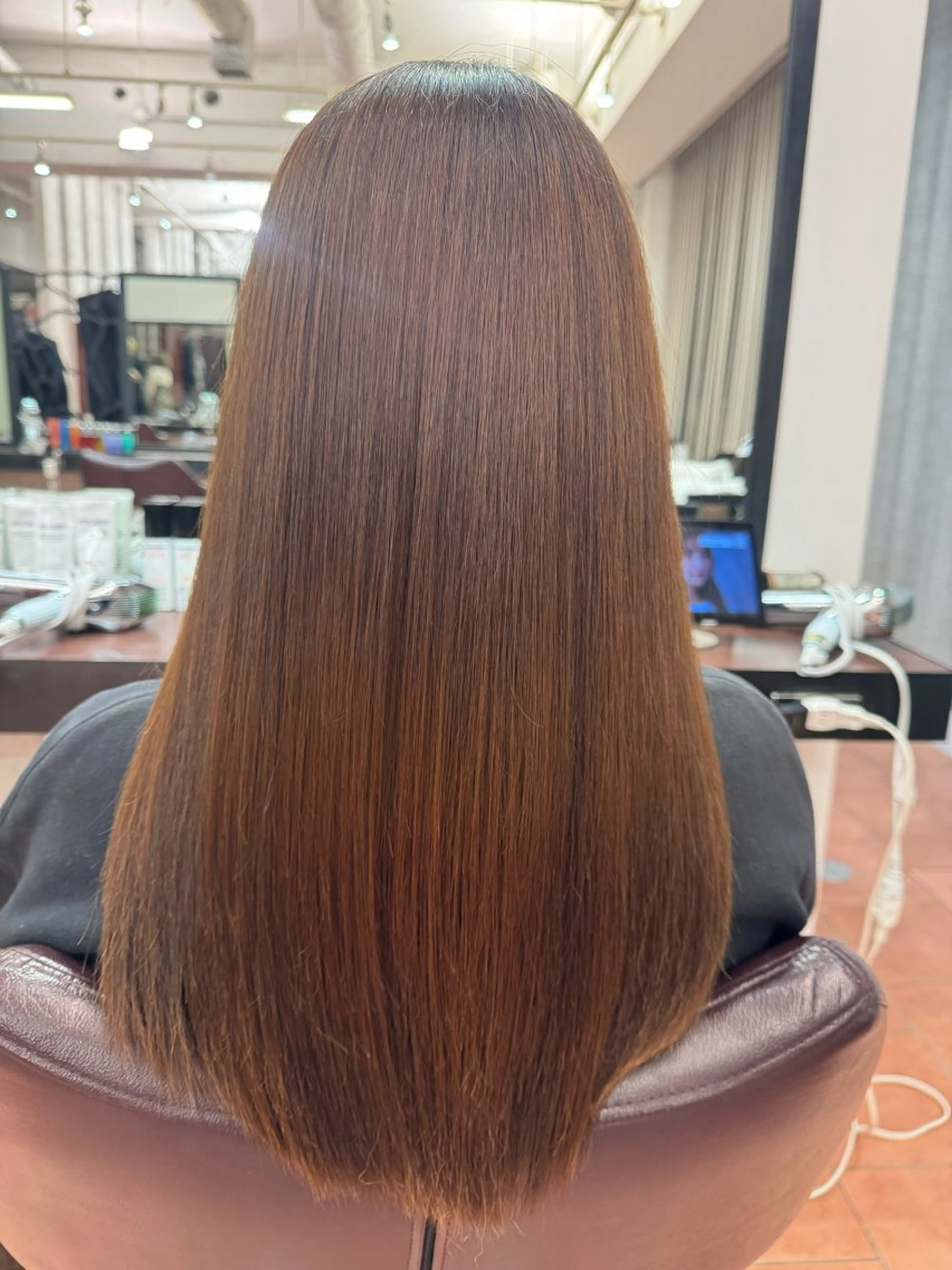 ロング パーマ 酸性ストレート ストレートパーマ 三澤 廉のヘアスタイル