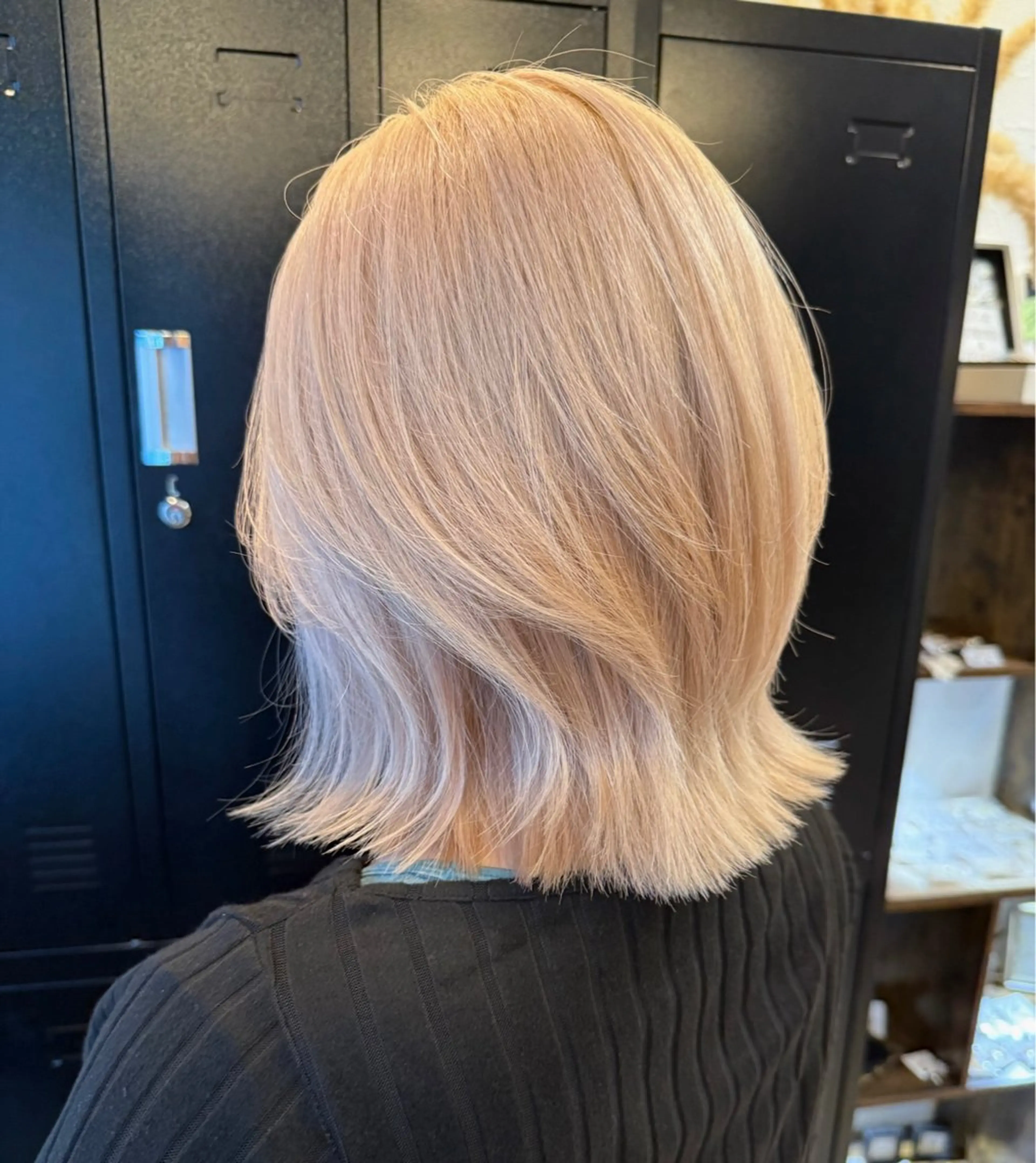 カラー ブリーチ ハイトーンカラー ヘアカラー なかじま ささらのヘアスタイル