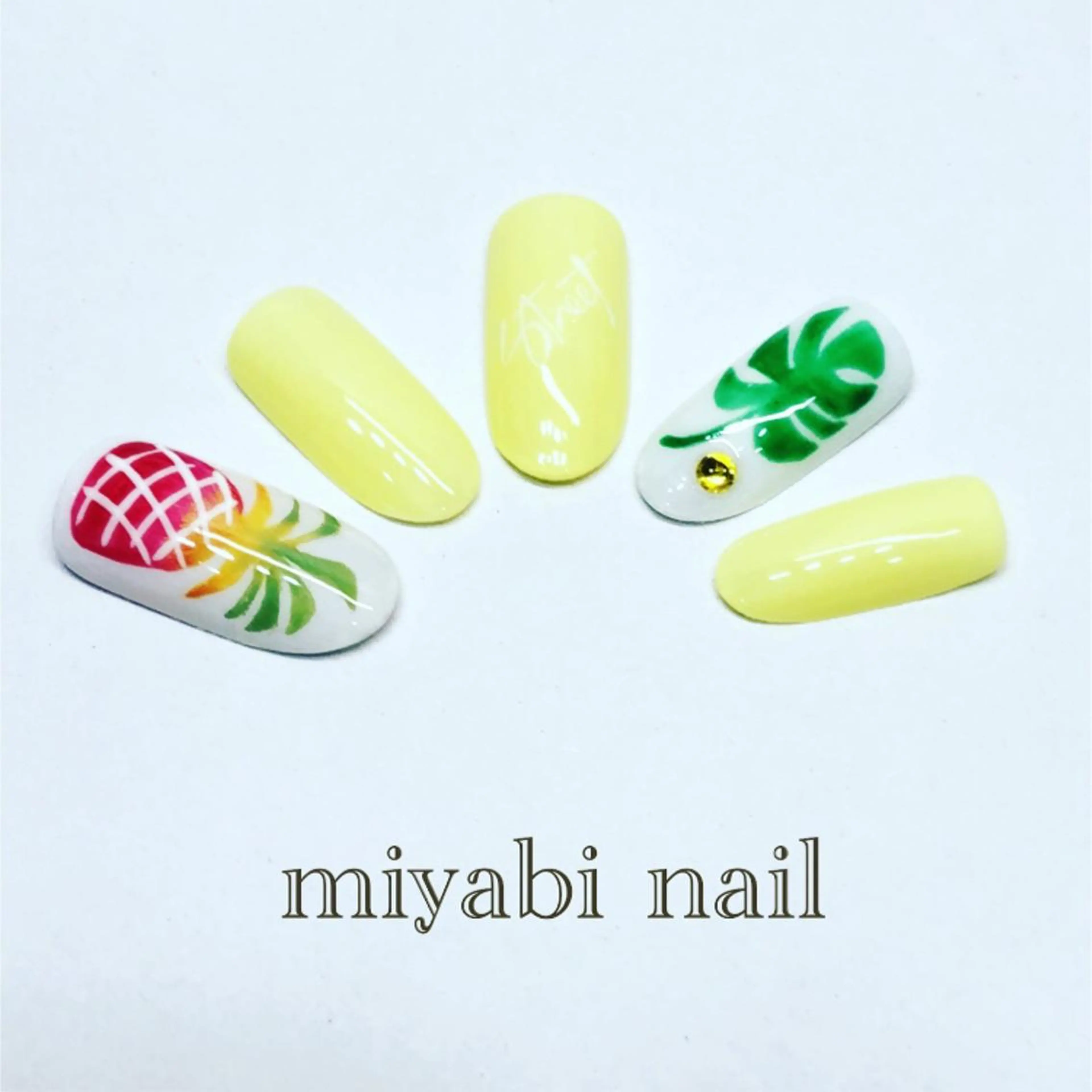 ネイル アートネイル ジェルネイル 夏ネイル miyabi nail 桂川駅近くのネイルデザイン