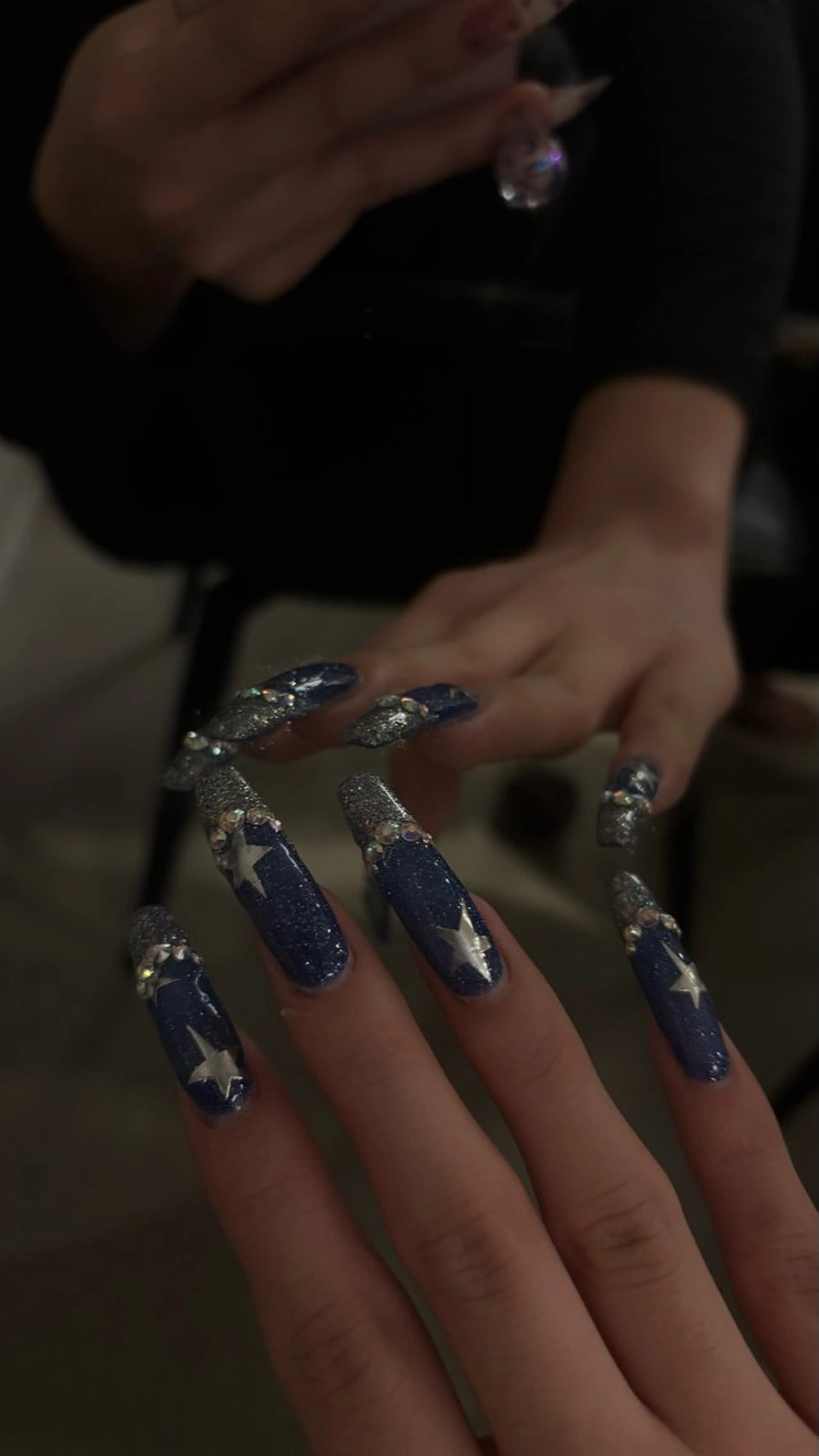 ネイル ロングネイル ネイルサロンマーノ所属・mano Hanaのネイルデザイン